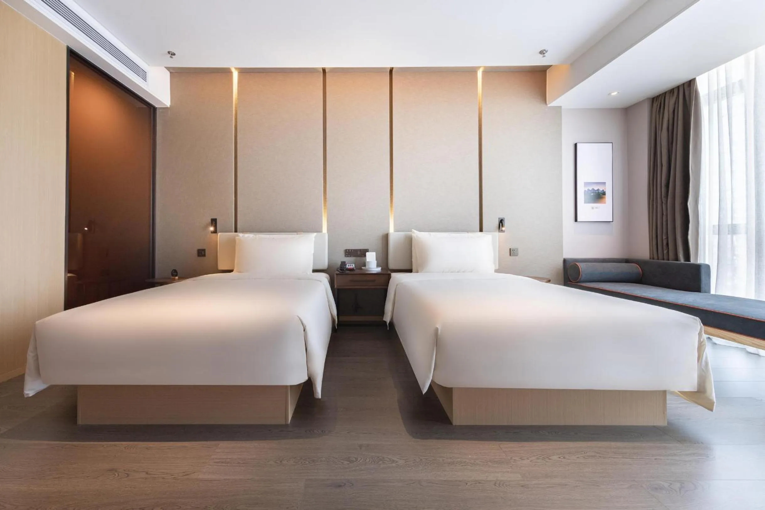 Bed in Atour S Shenzhen Nanshan