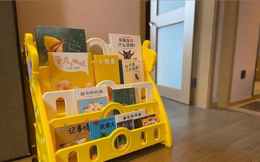 children in Atour Hotel Chongqiang Jiangbei Airport