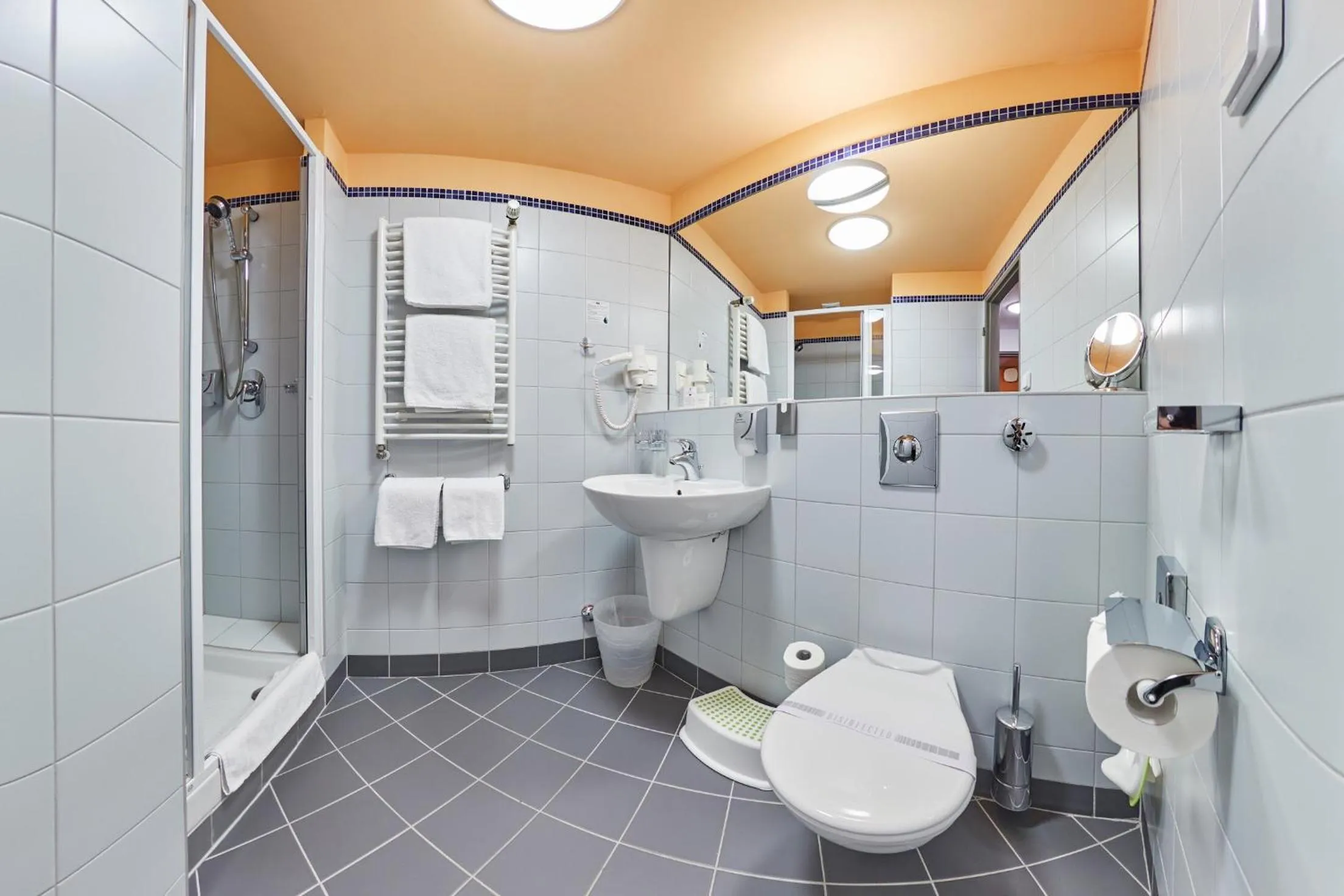 Bathroom in Hotel Horizont