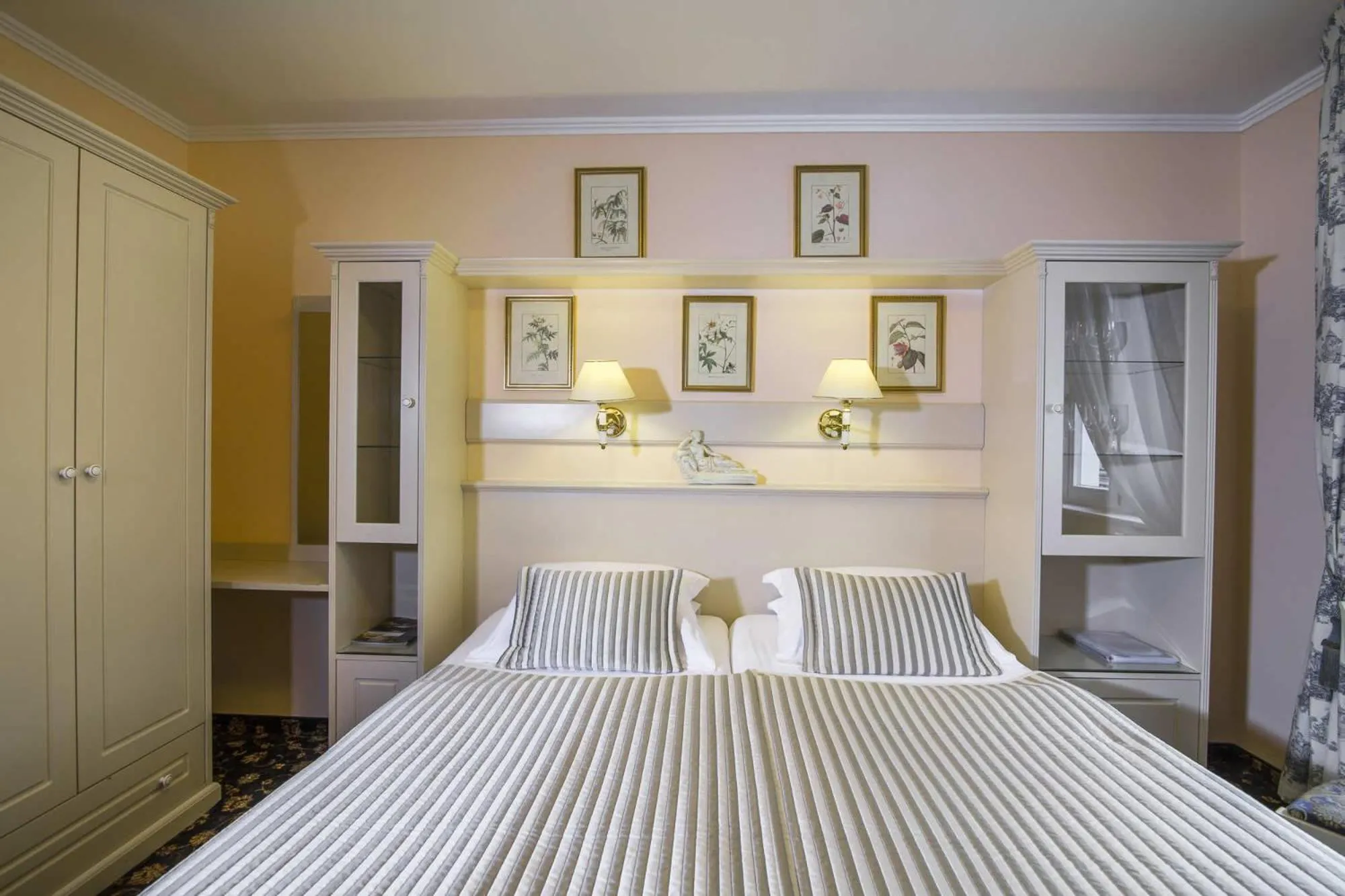 Bed in Karlsbad Grande Madonna