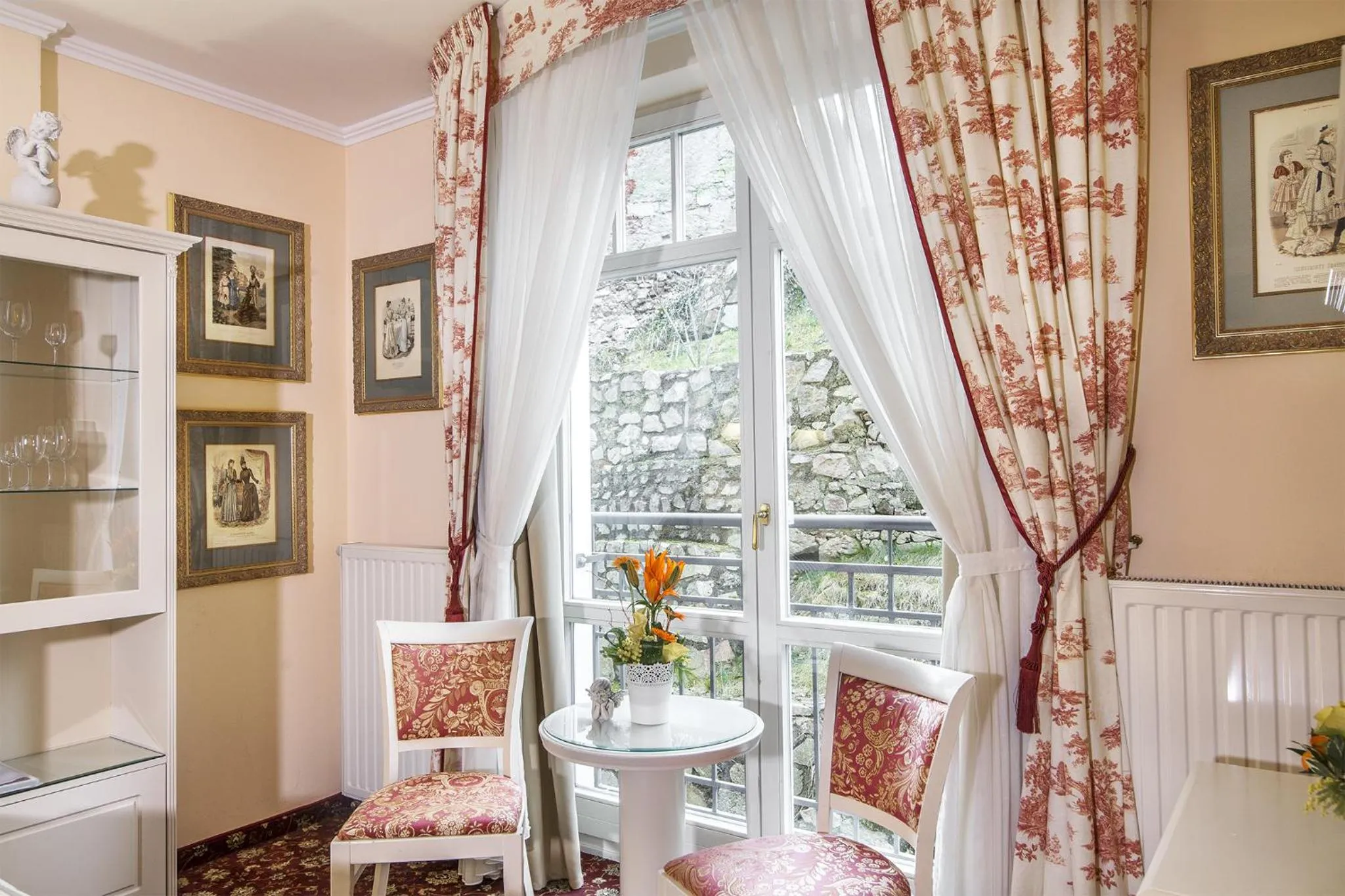 Seating area in Karlsbad Grande Madonna