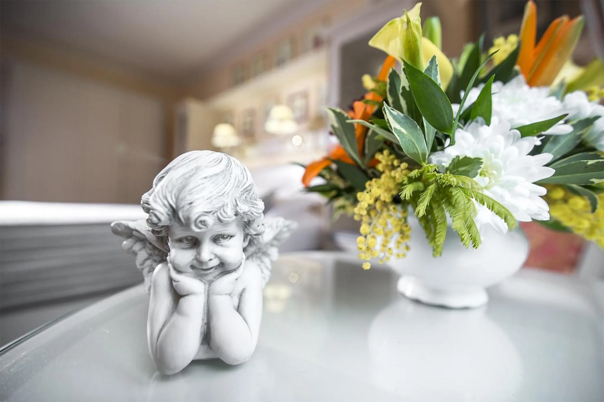 Decorative detail in Karlsbad Grande Madonna