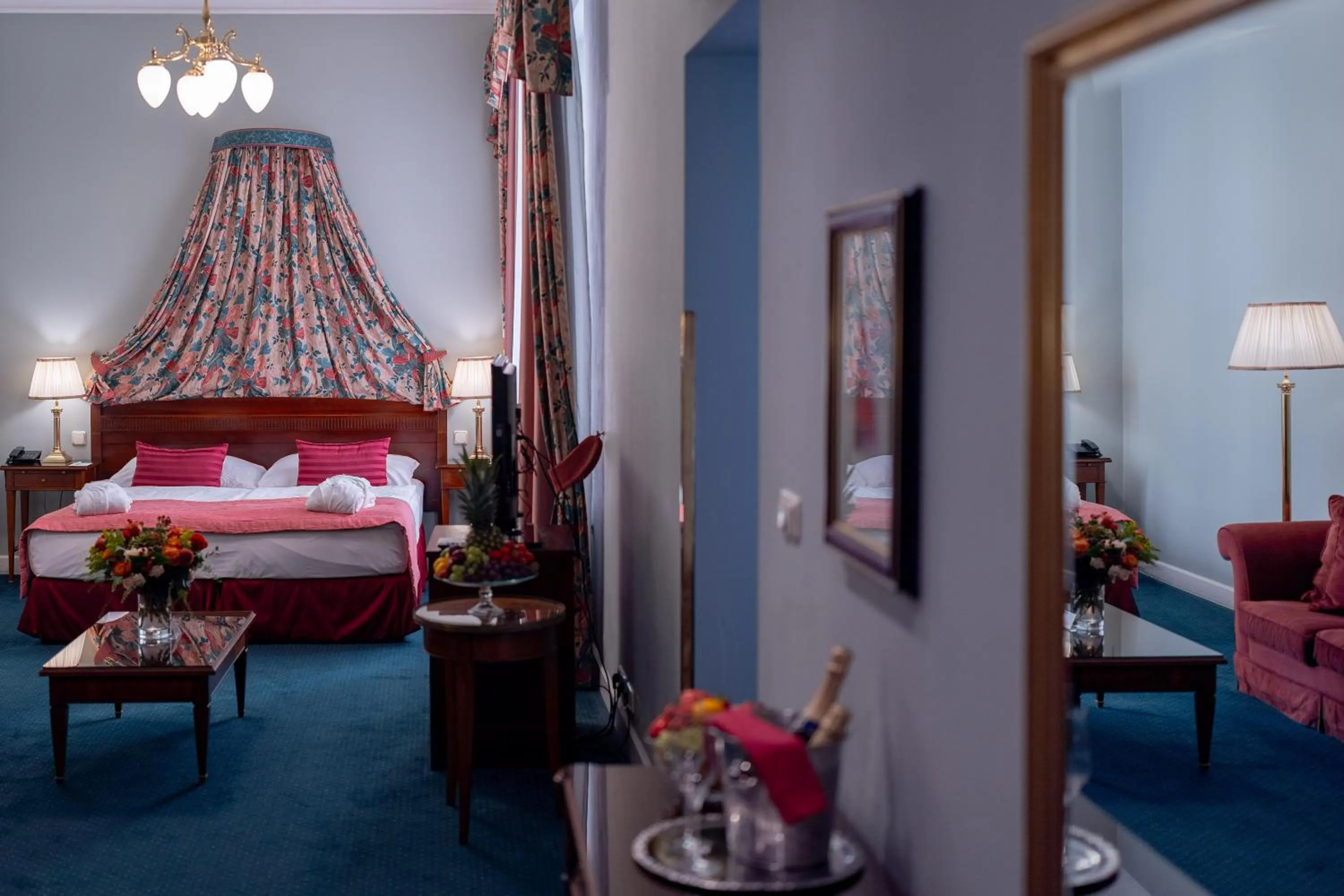 Bed in Hotel Liberty