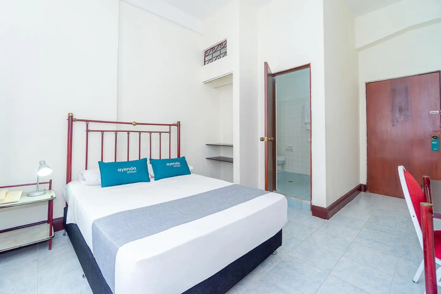 Bed in Hotel Astoria Real