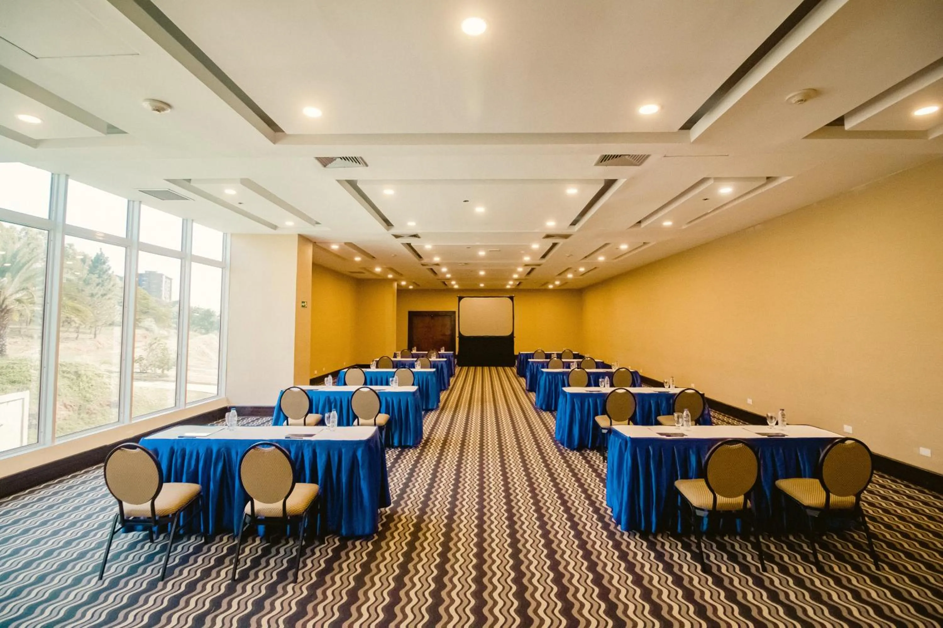 Property building in Eurobuilding Hotel & Suites Guayana