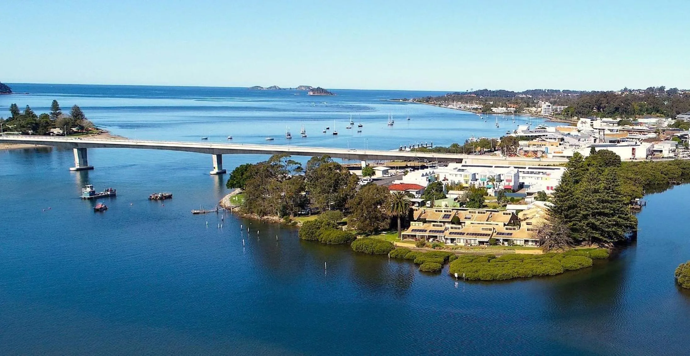 Property building in Batemans Bay Lodge