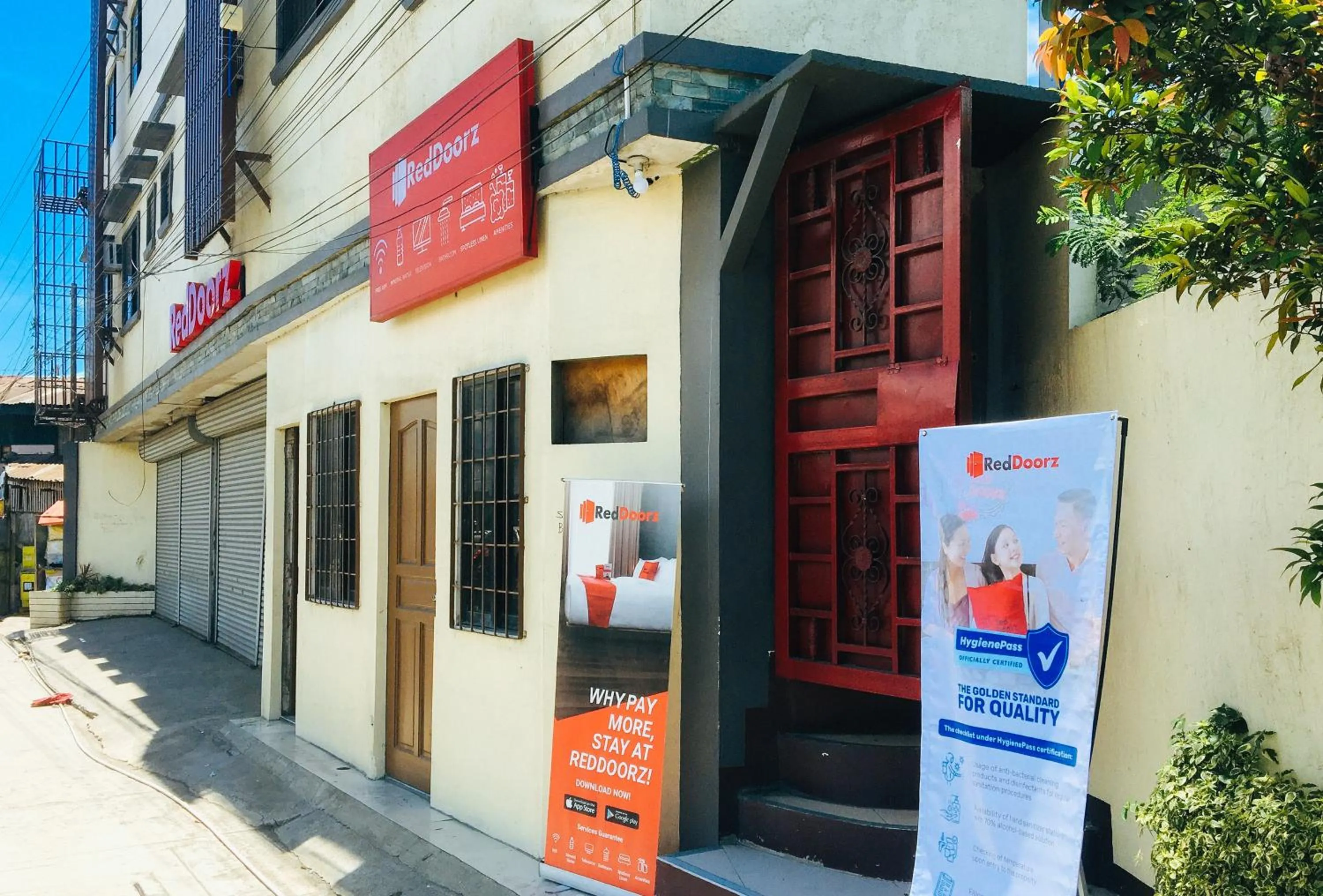 Property building in RedDoorz @ El Cuarto SRP Talisay