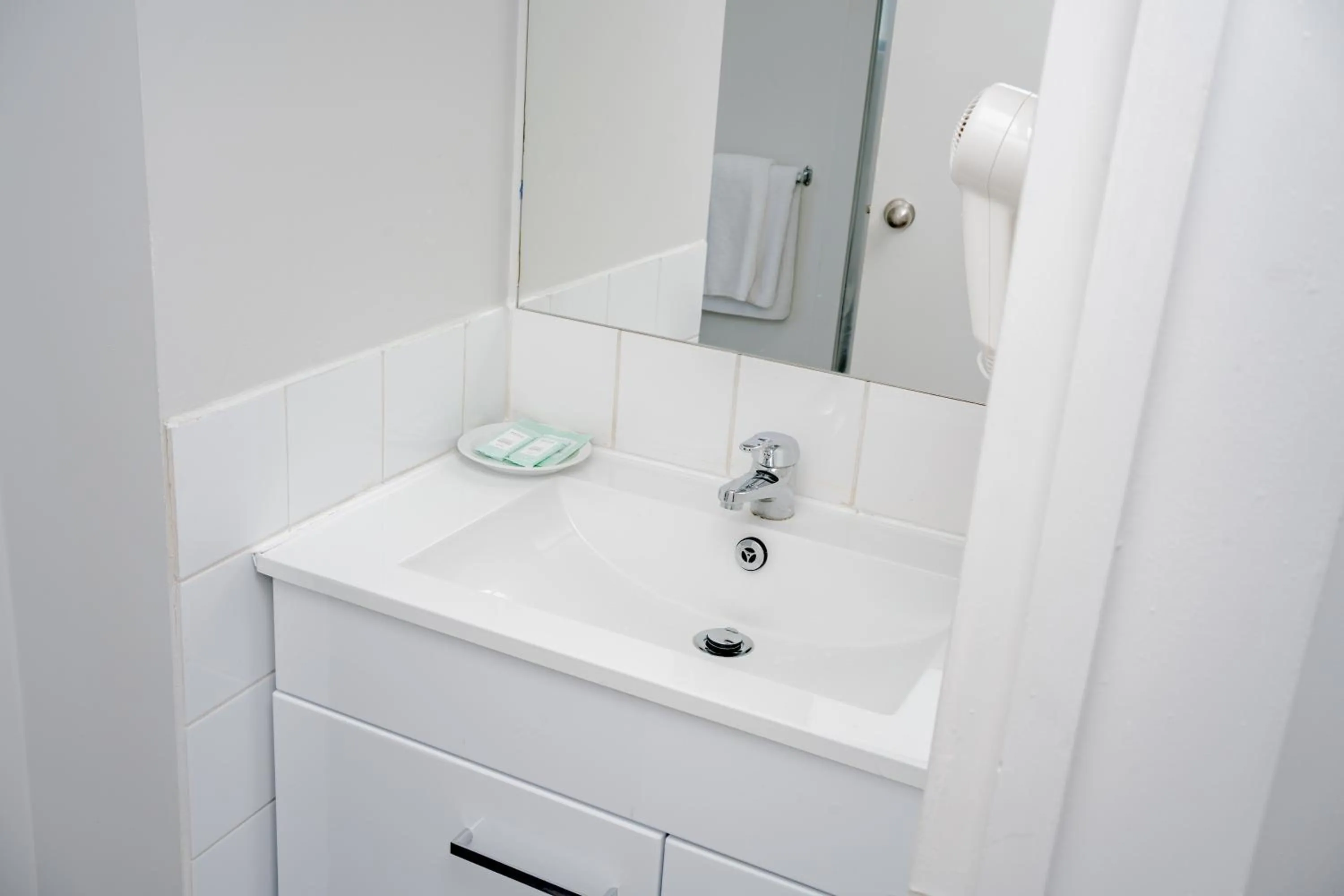 Bathroom in Samhil Motor Lodge