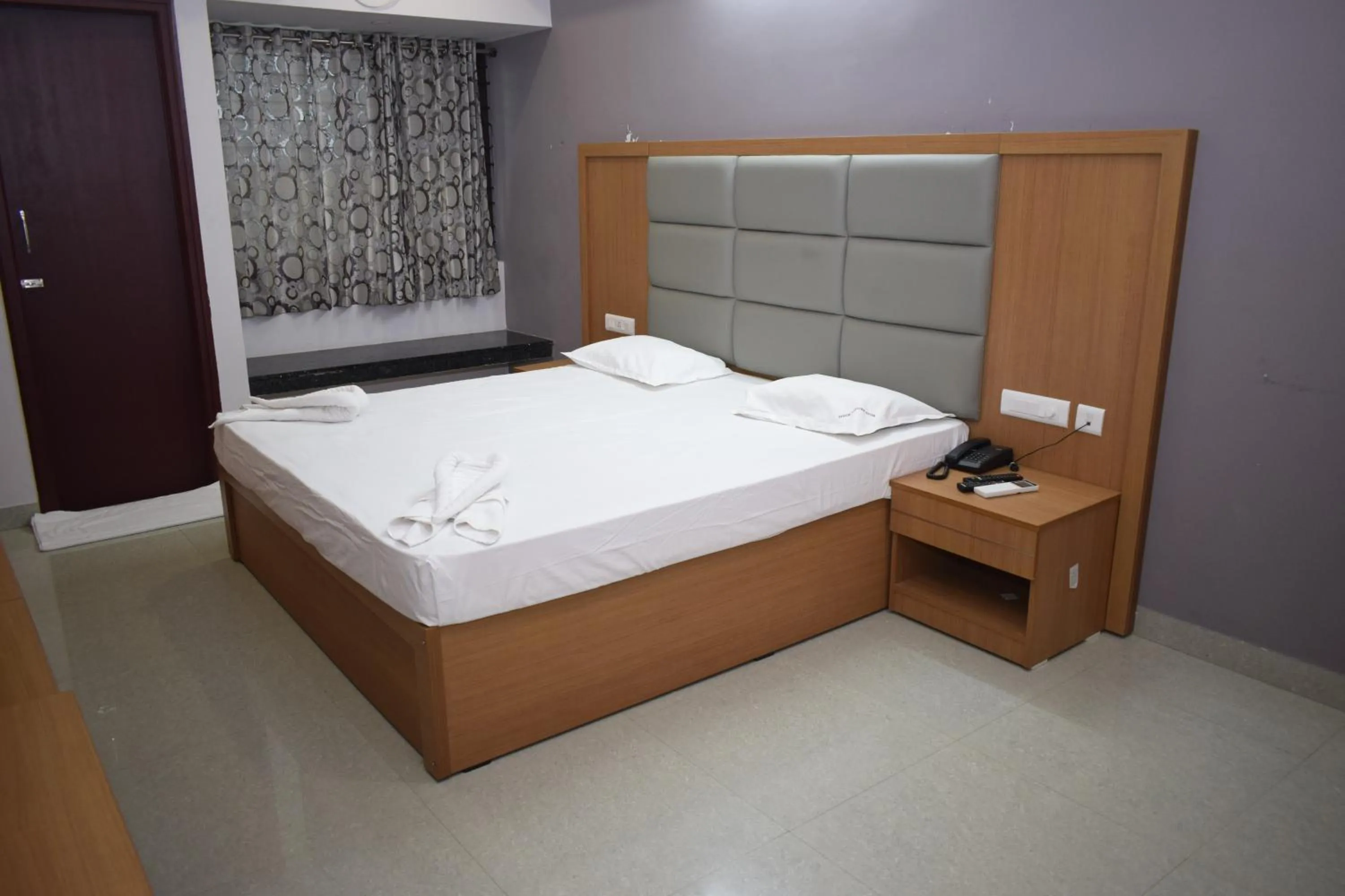 Photo of the whole room, Bed in Hotel Vijay Krishna