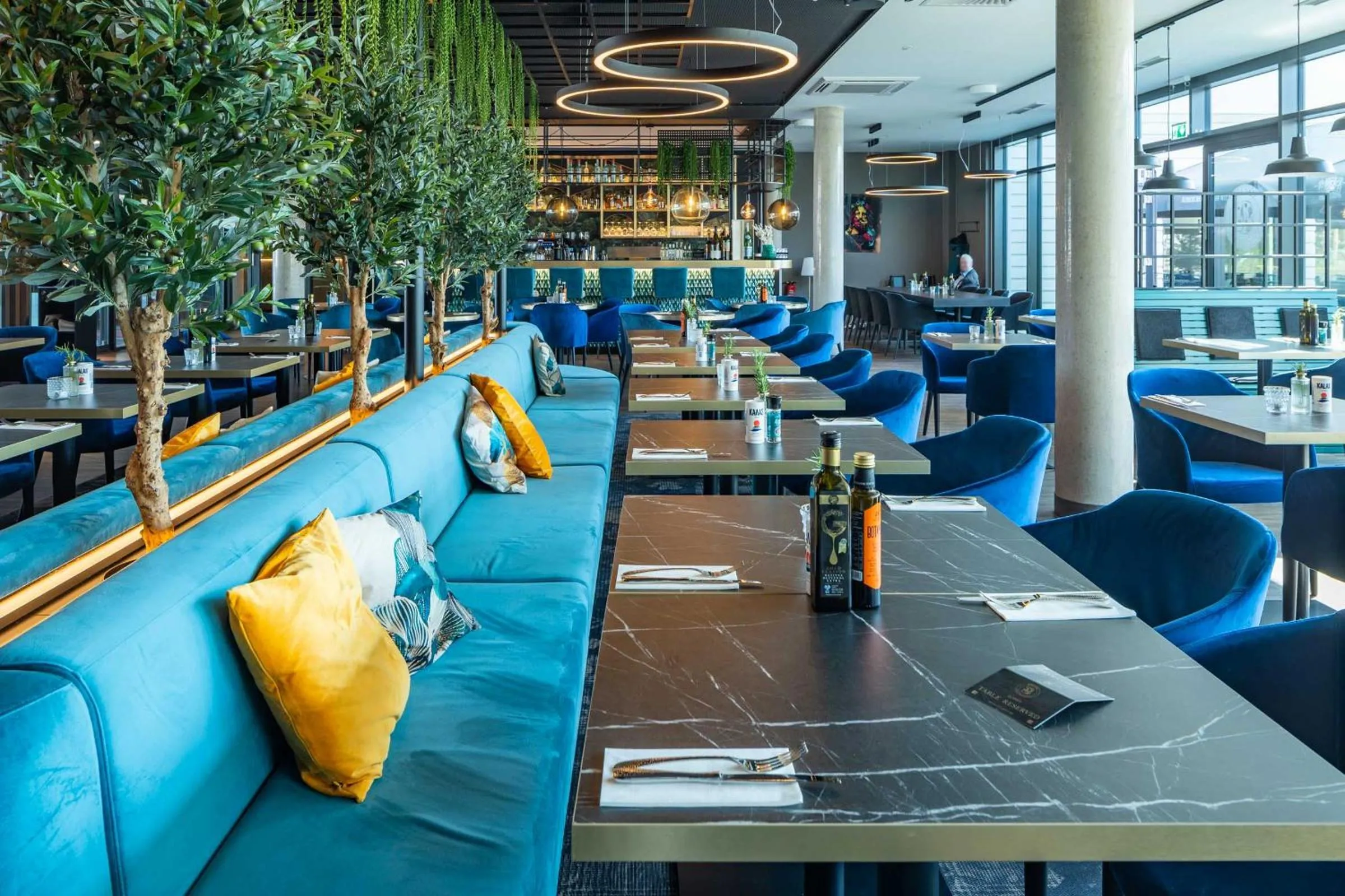 Restaurant/places to eat in Abasto Hotel Dachau