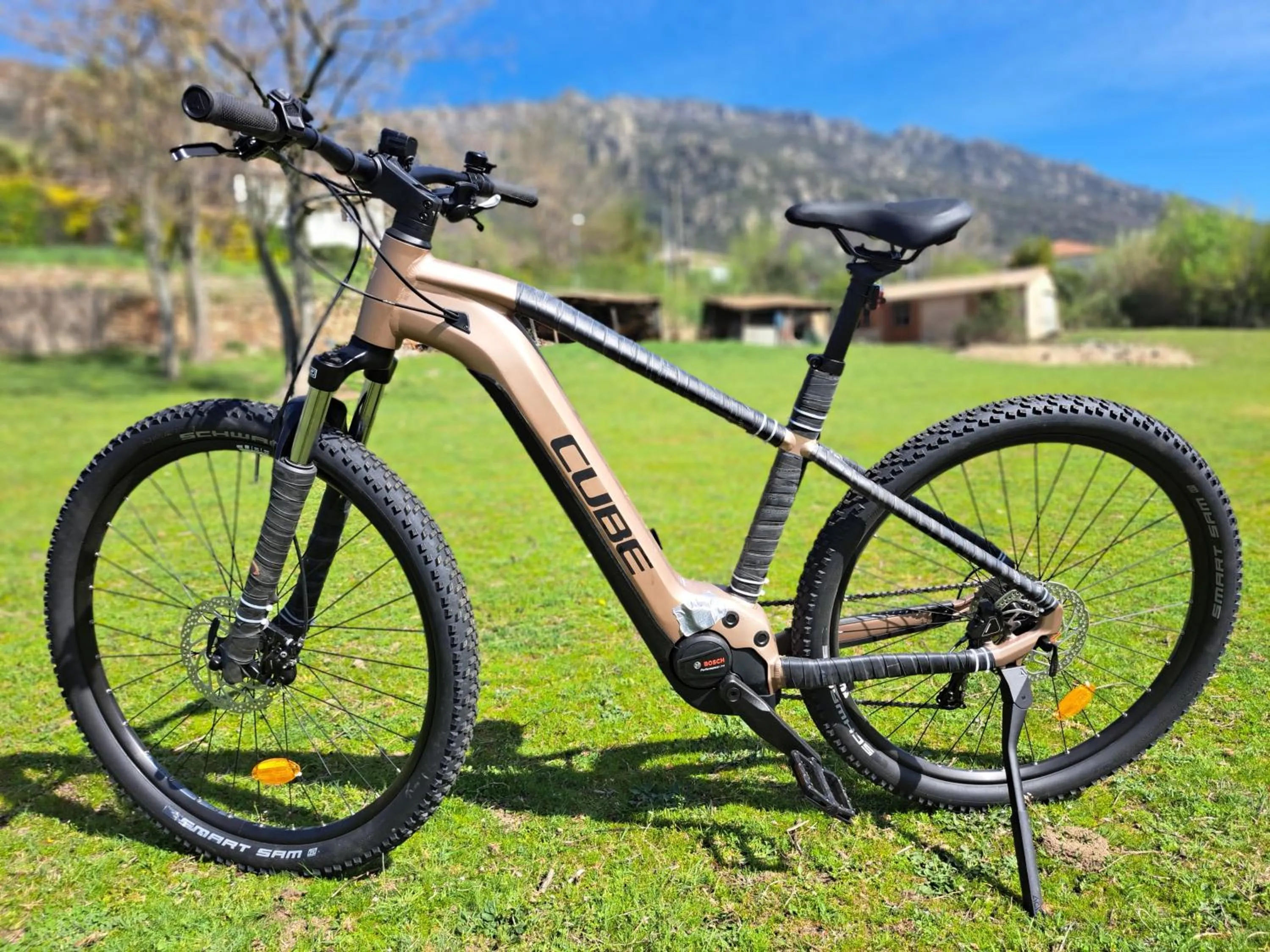 Cycling in L'Interlude