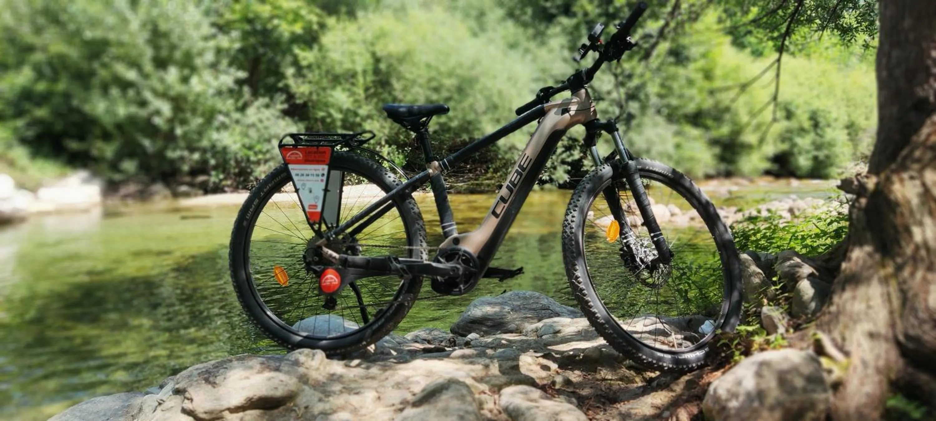 Cycling in L'Interlude