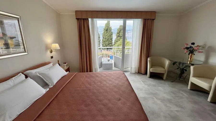 Bed in Hotel Excelsior Bay