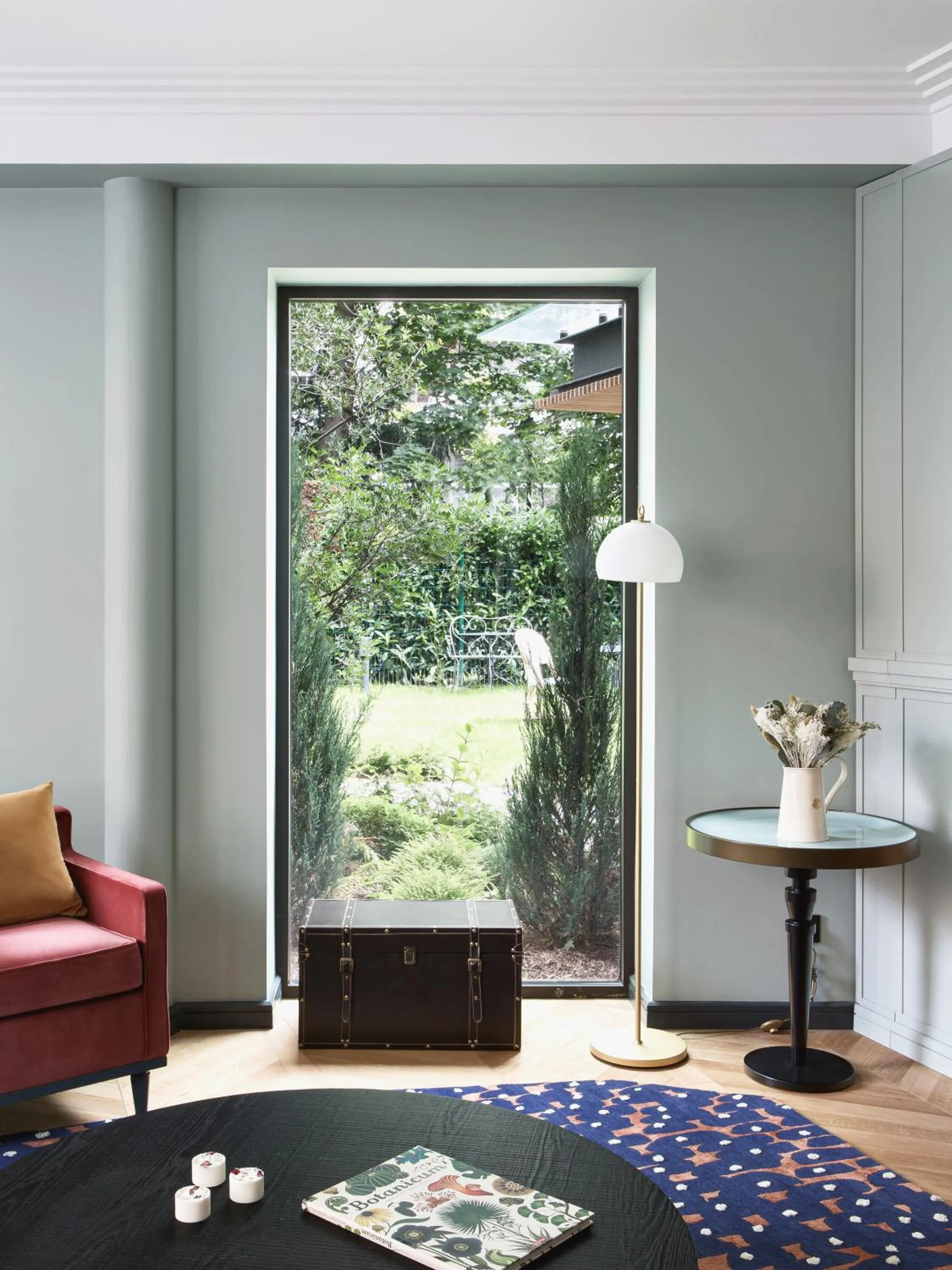 Property building in Hôtel Botaniste