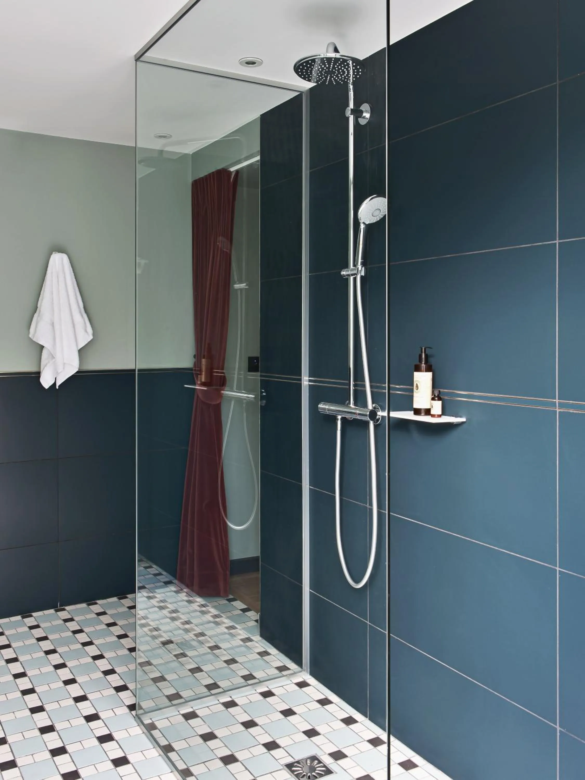 Bathroom in Hôtel Botaniste