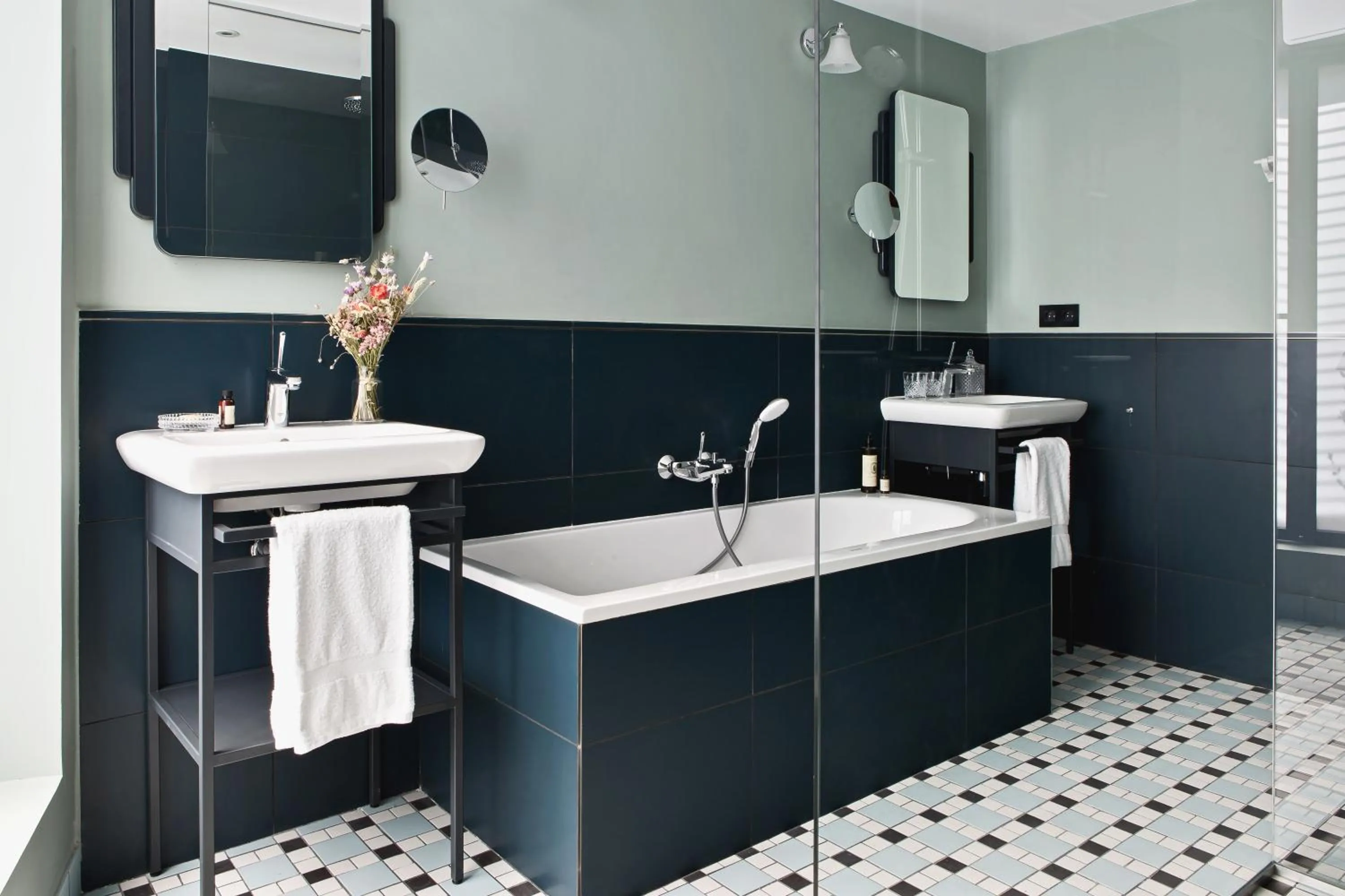 Bathroom in Hôtel Botaniste