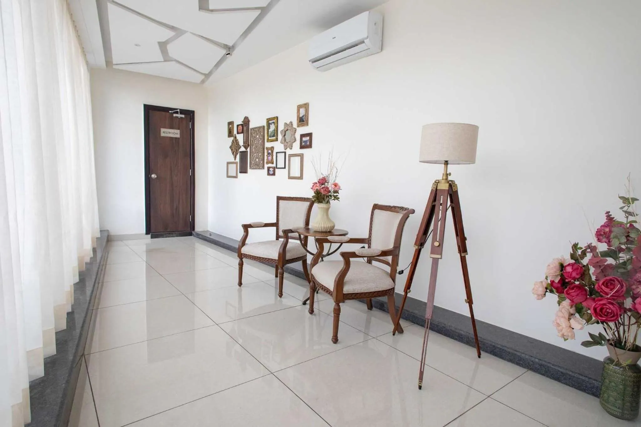 Lobby or reception in Hotel Alaya