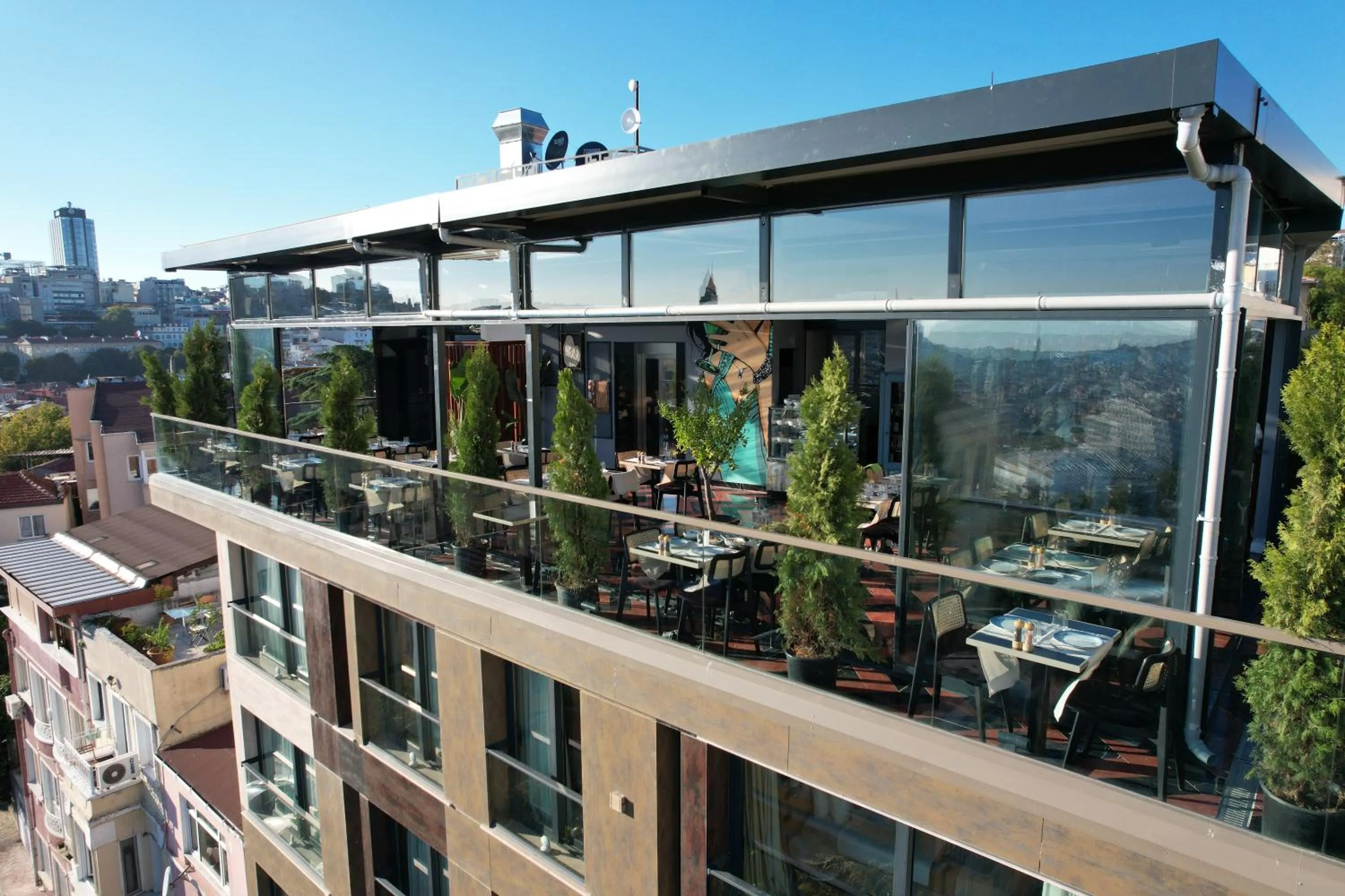 Property building in Fragments Hotel