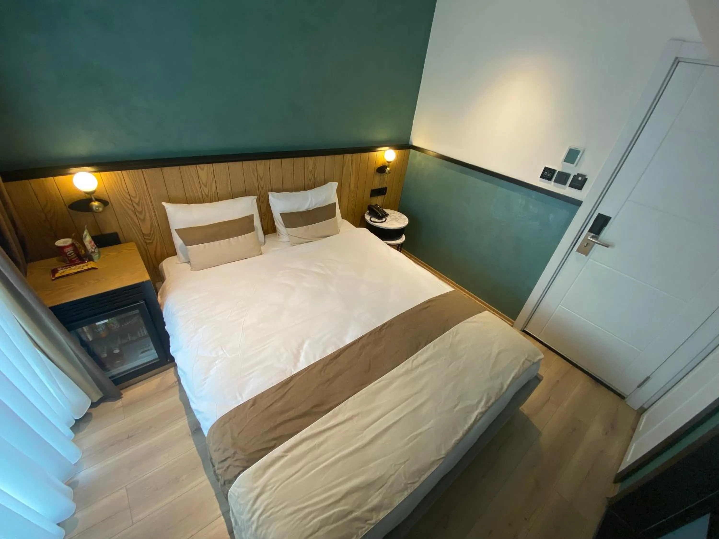 Bed in Fragments Hotel