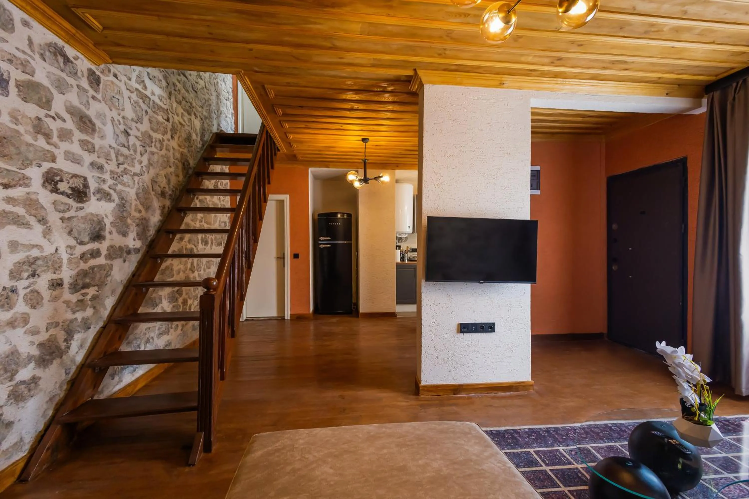 TV and multimedia in Fragments Hotel