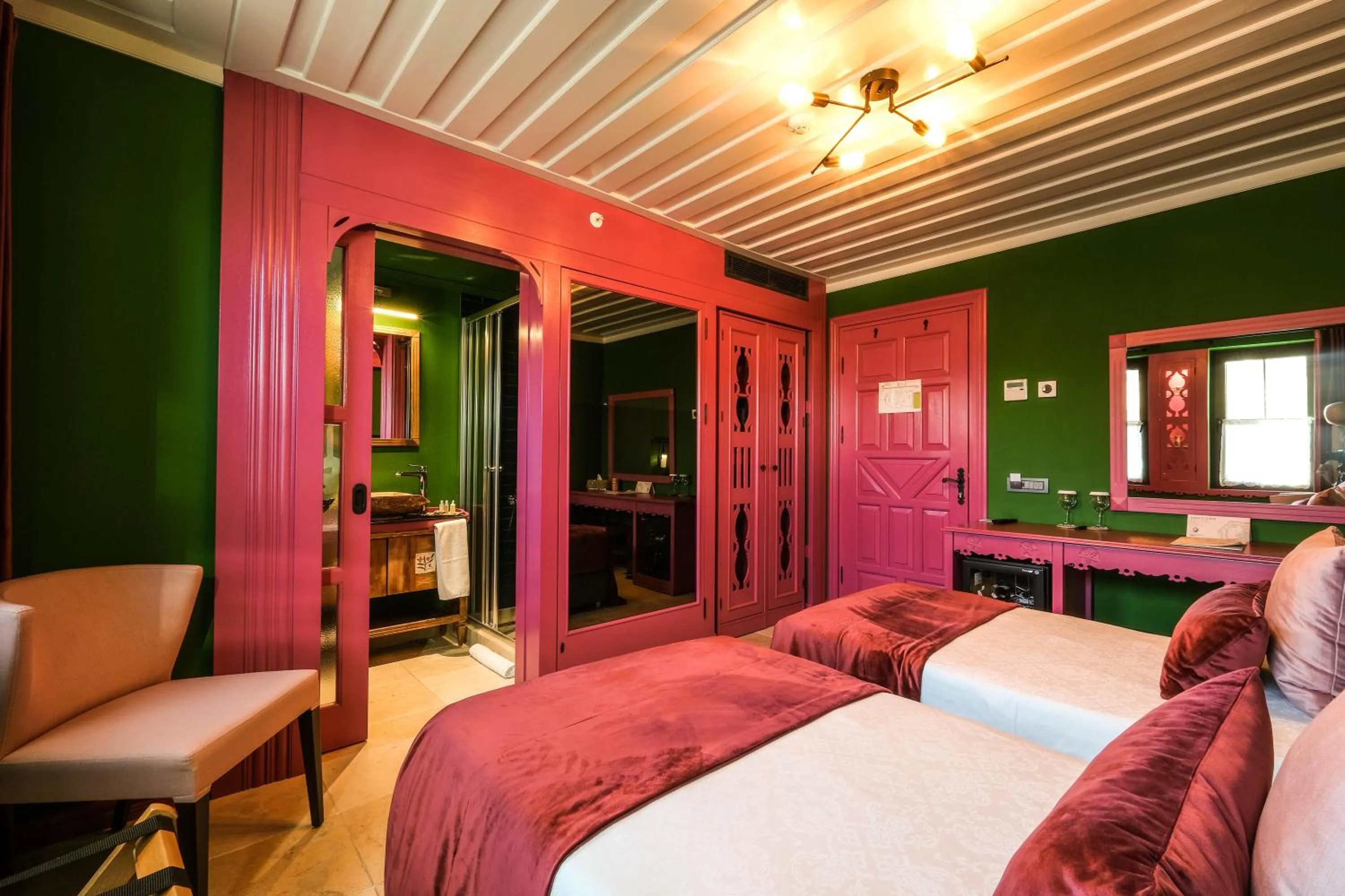 Bed in Kocadon Hotel