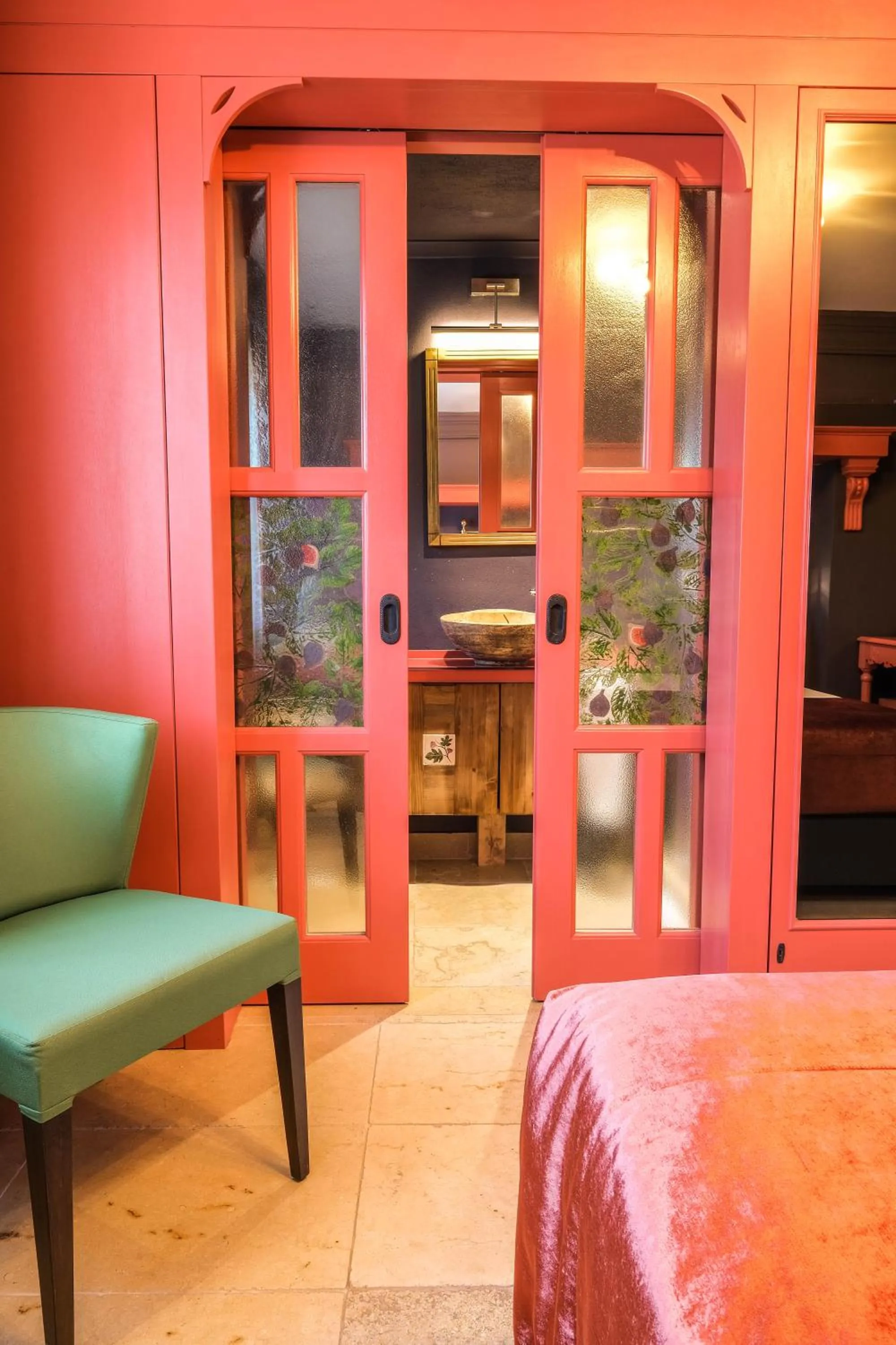 Bed in Kocadon Hotel