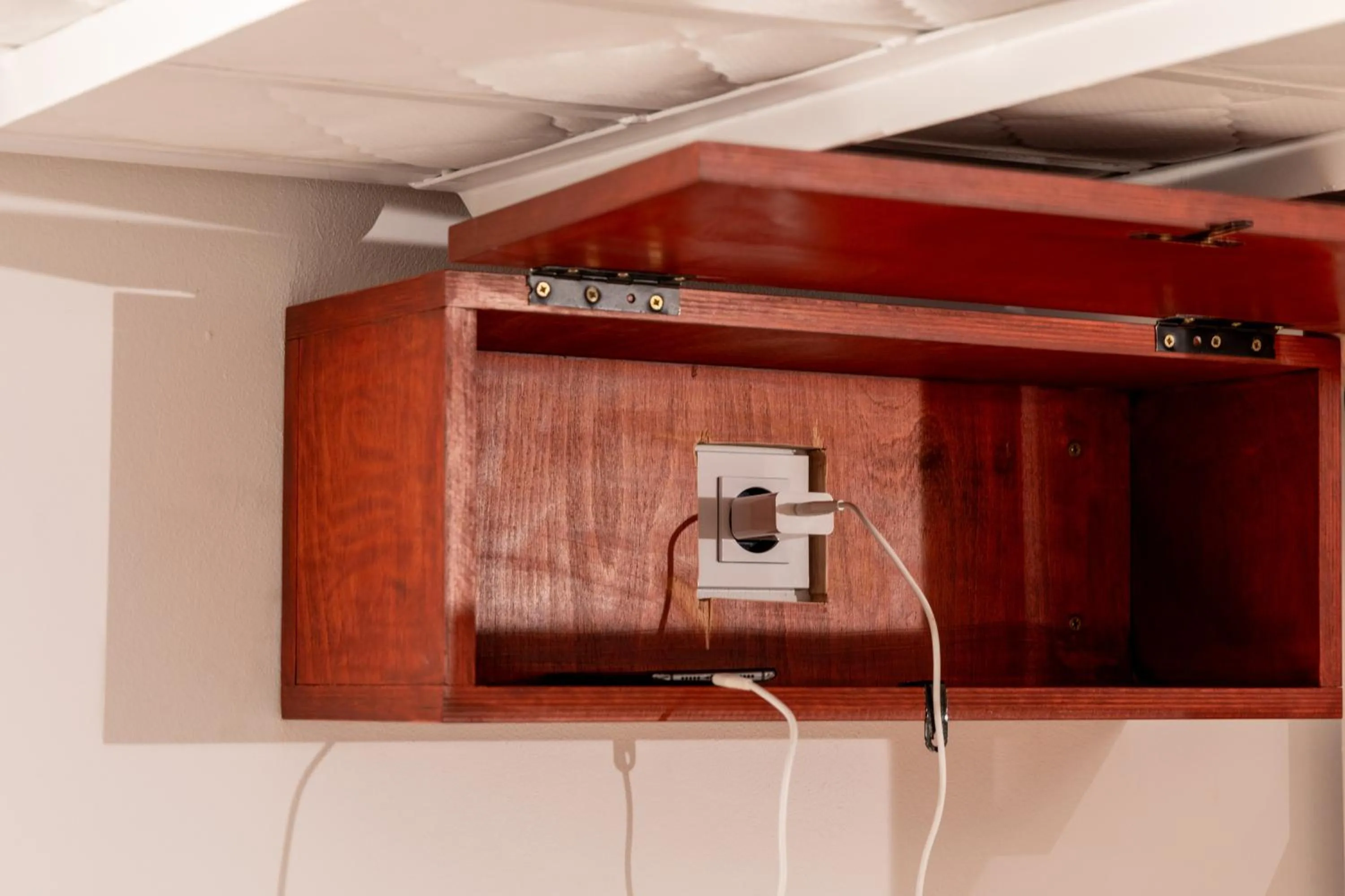 safe in Hotel Amadeus