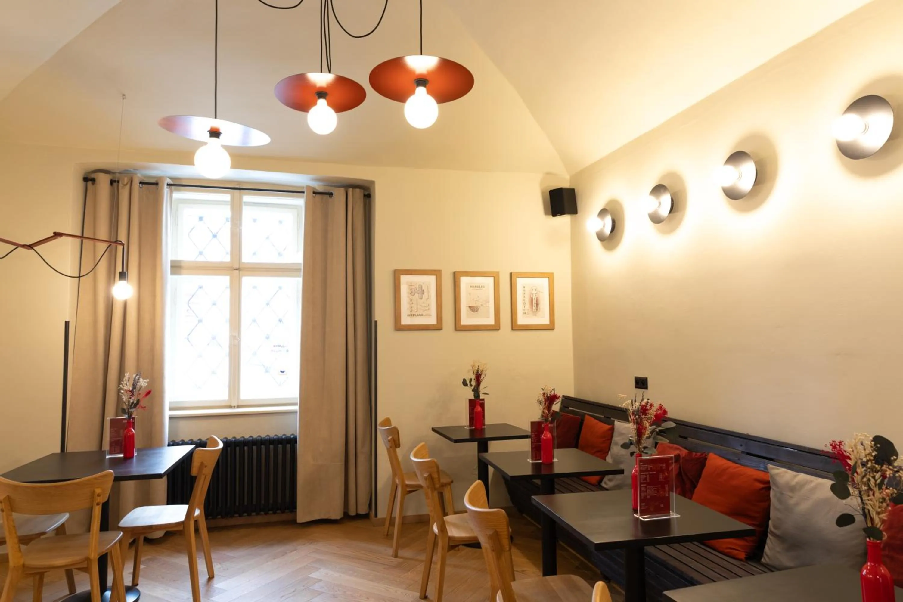 Lounge or bar in Hotel Amadeus