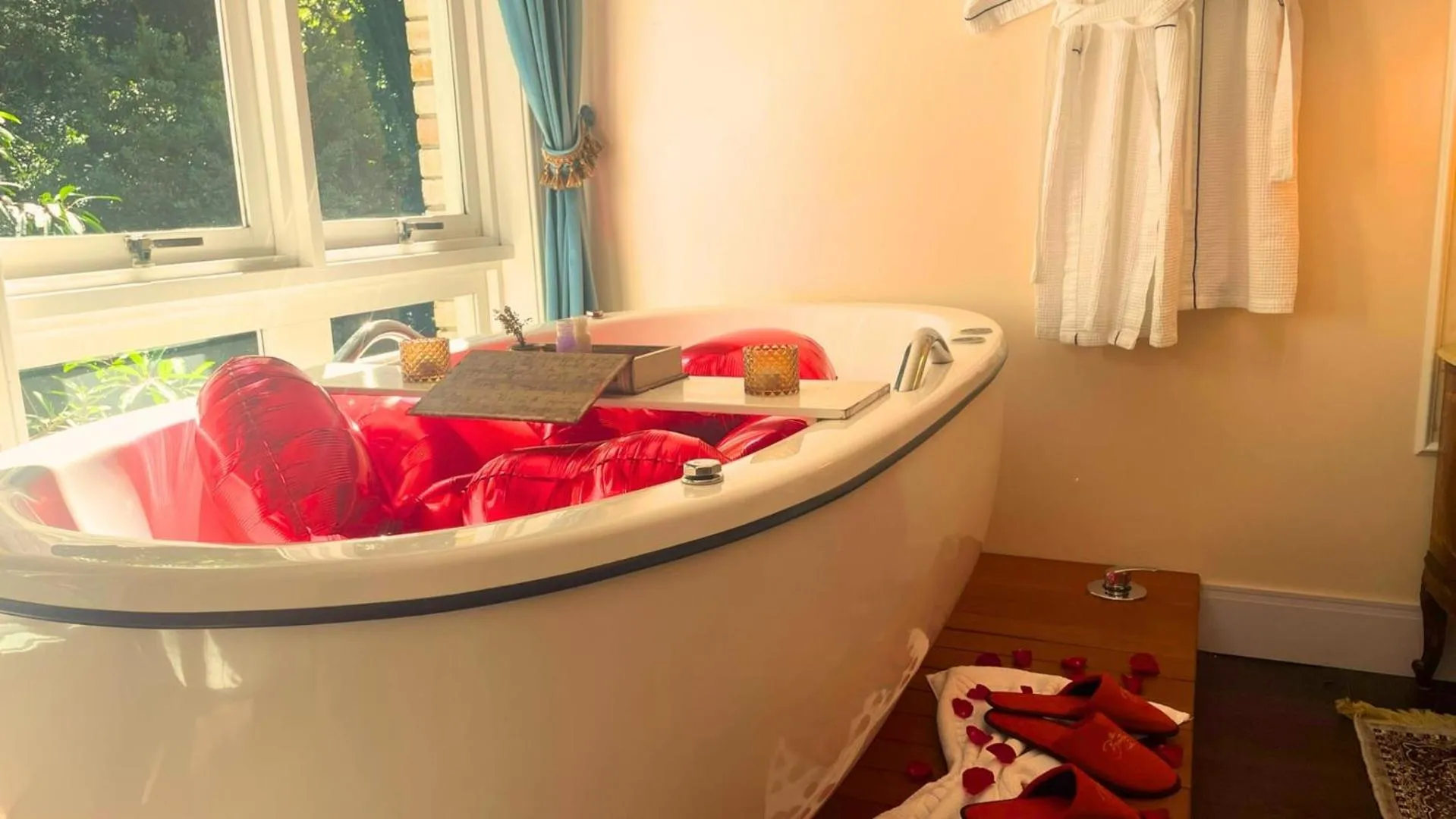 Bath in Le Boutique Hotel Gramado - Exclusivo para Casais