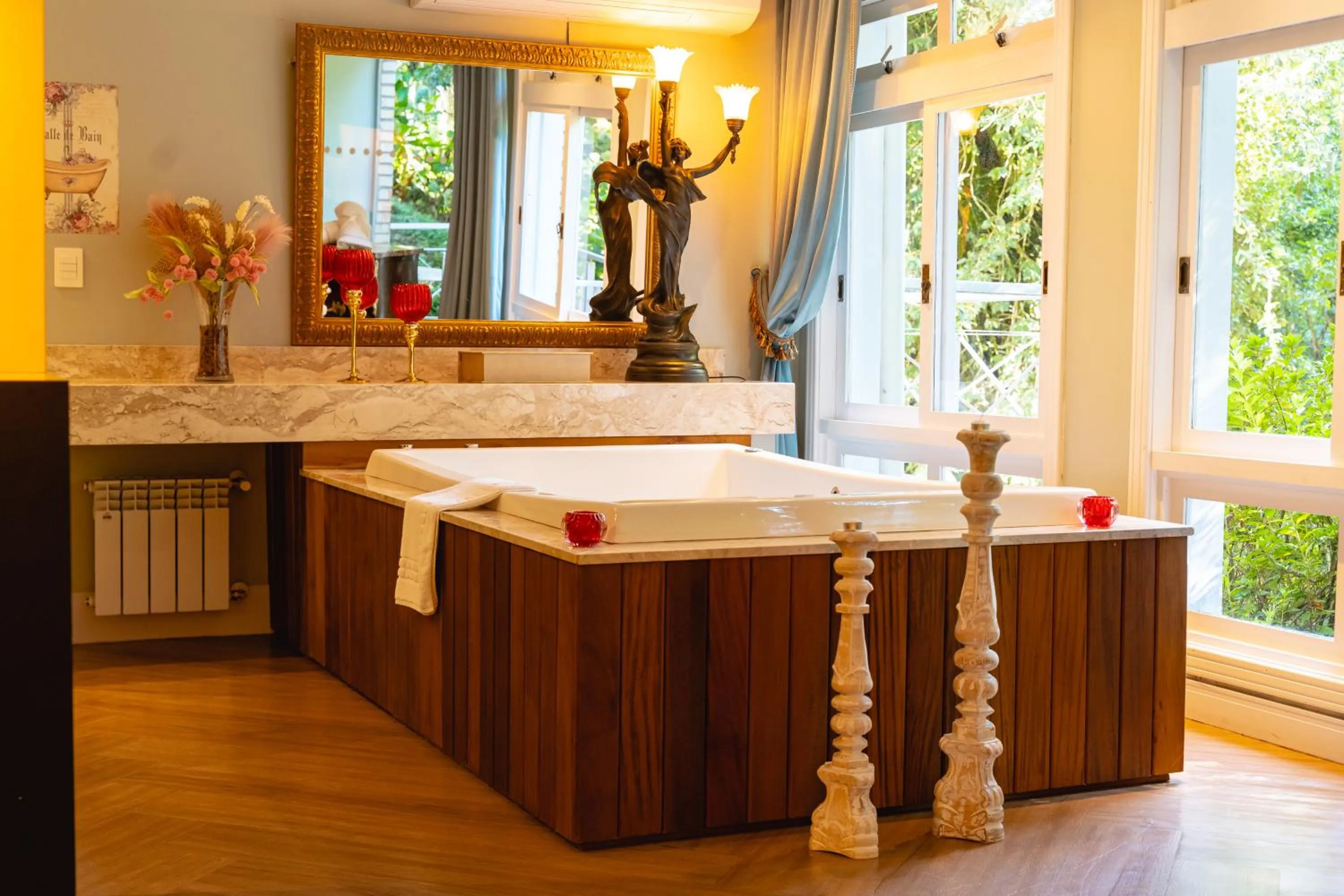 Hot Tub in Le Boutique Hotel Gramado - Exclusivo para Casais