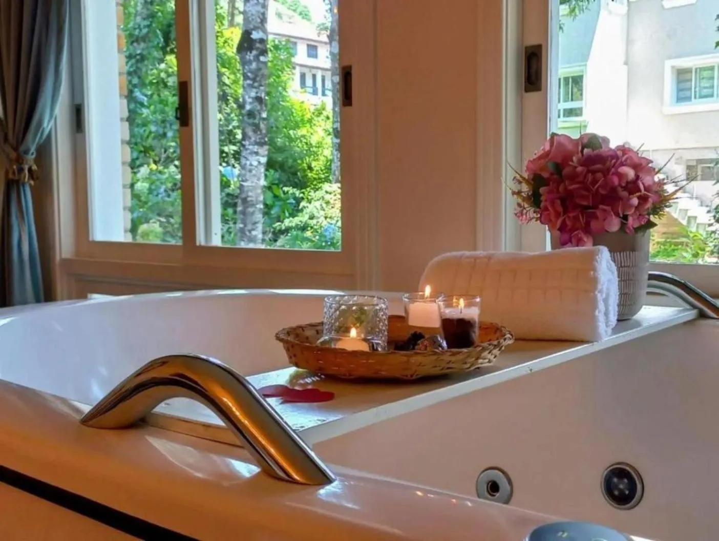 Hot Tub in Le Boutique Hotel Gramado - Exclusivo para Casais