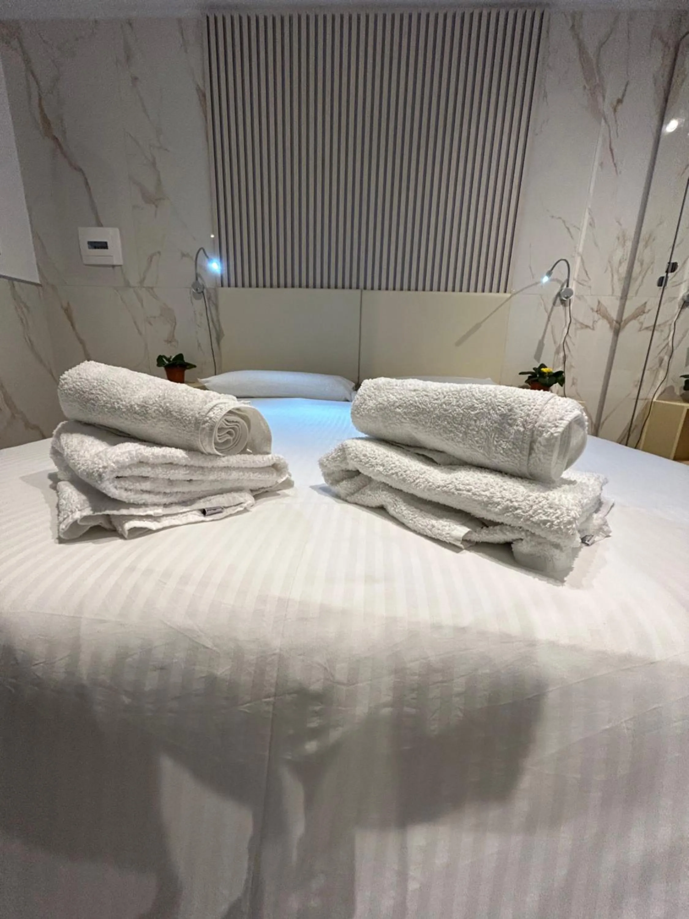 Bed in Confort Suites