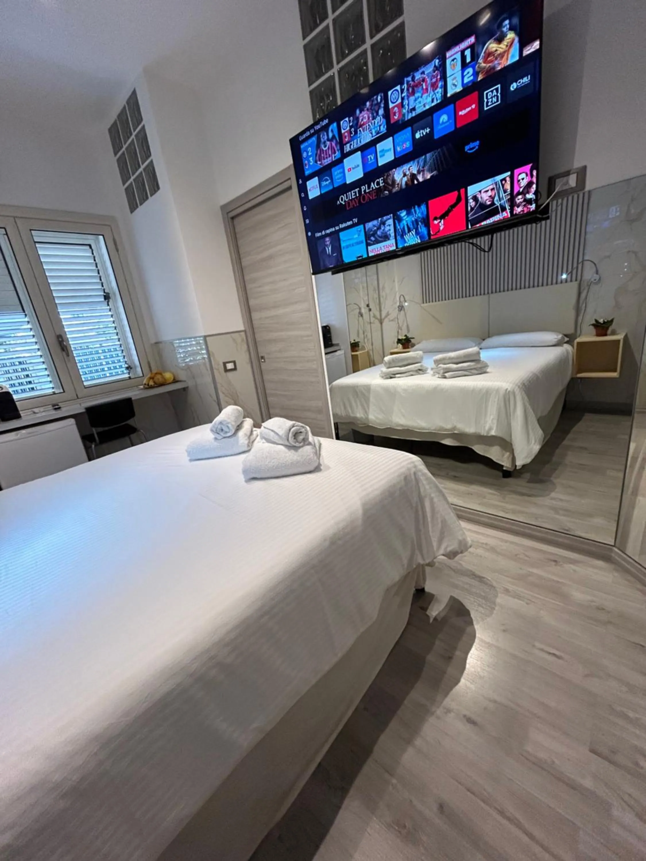 Bed in Confort Suites