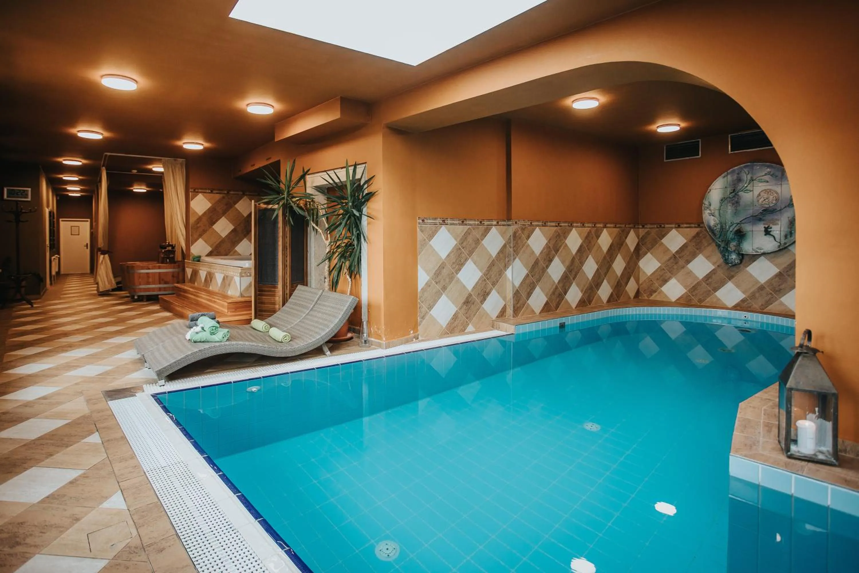 Swimming pool in Hotel Ruze & Wellness