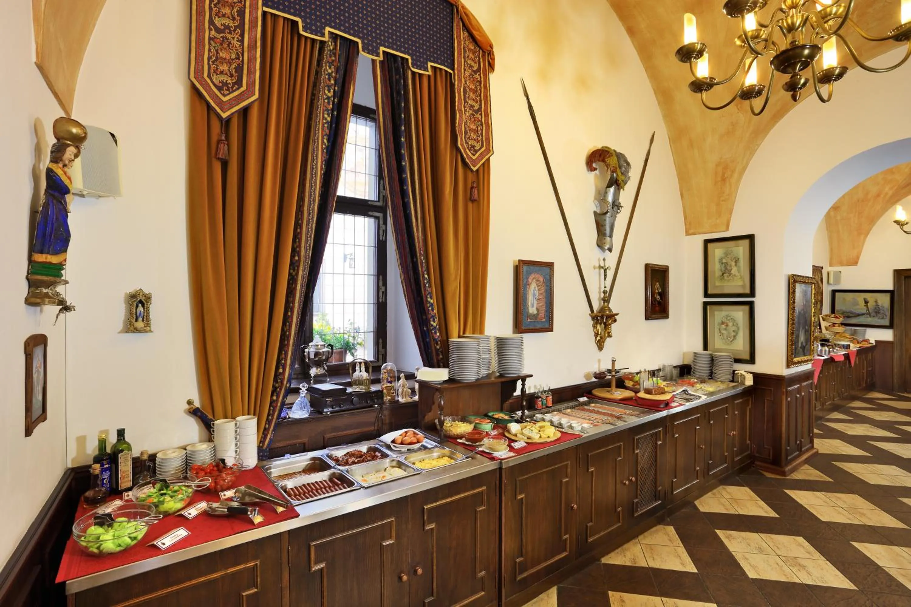 Restaurant/places to eat in Hotel Ruze & Wellness