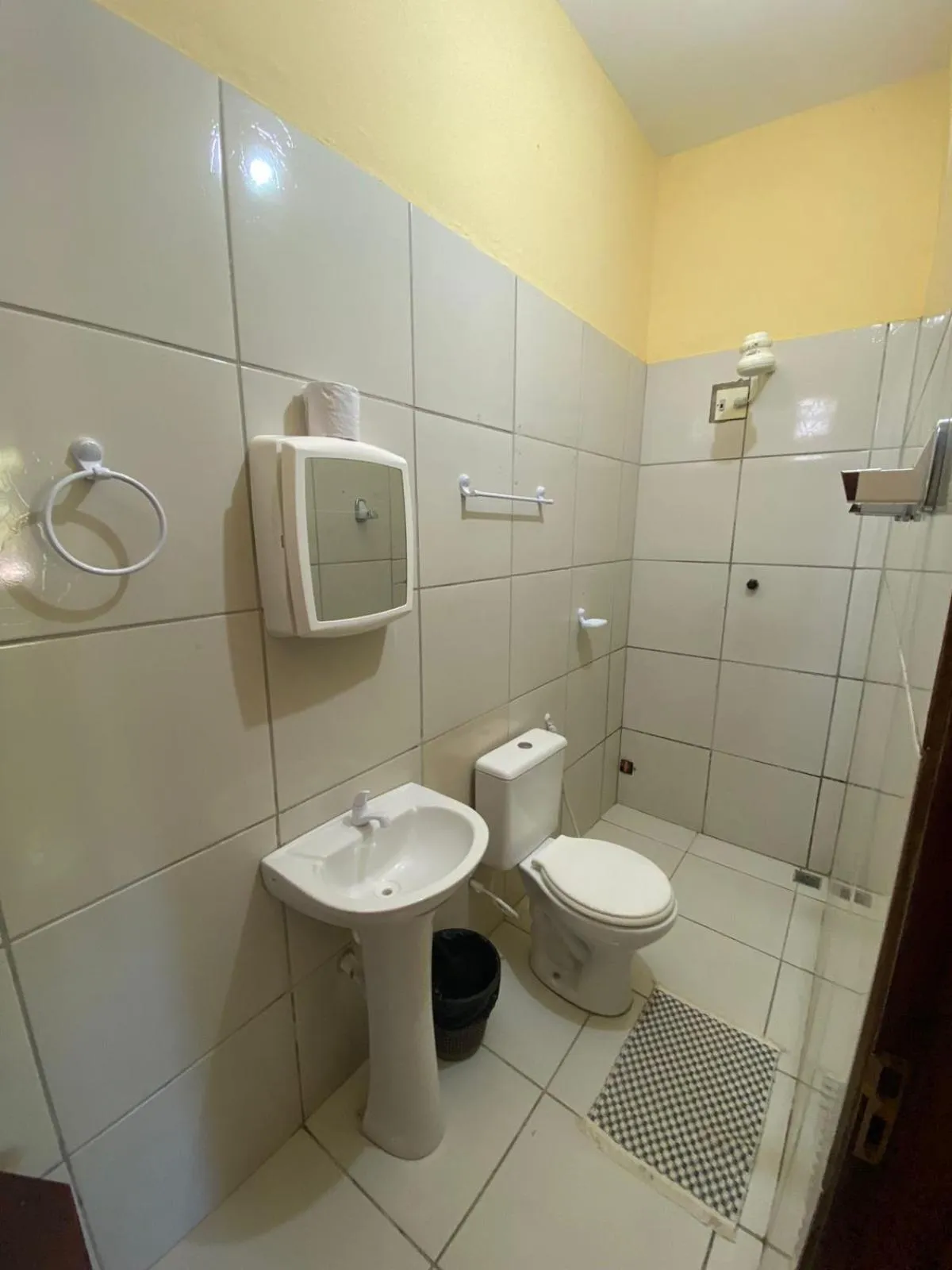 Bathroom in Pousada do Ary