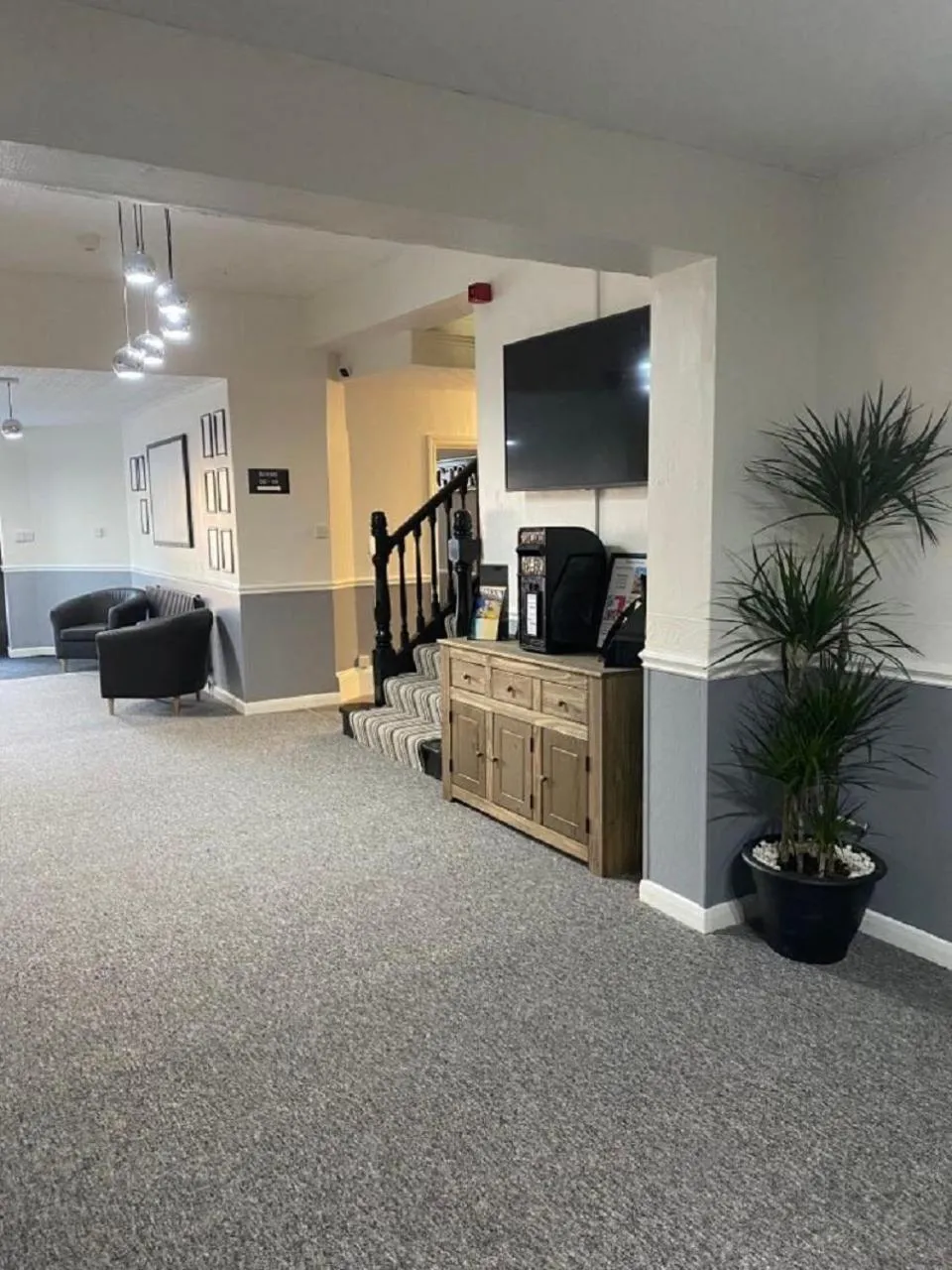 Lobby or reception in Burlington Hotel