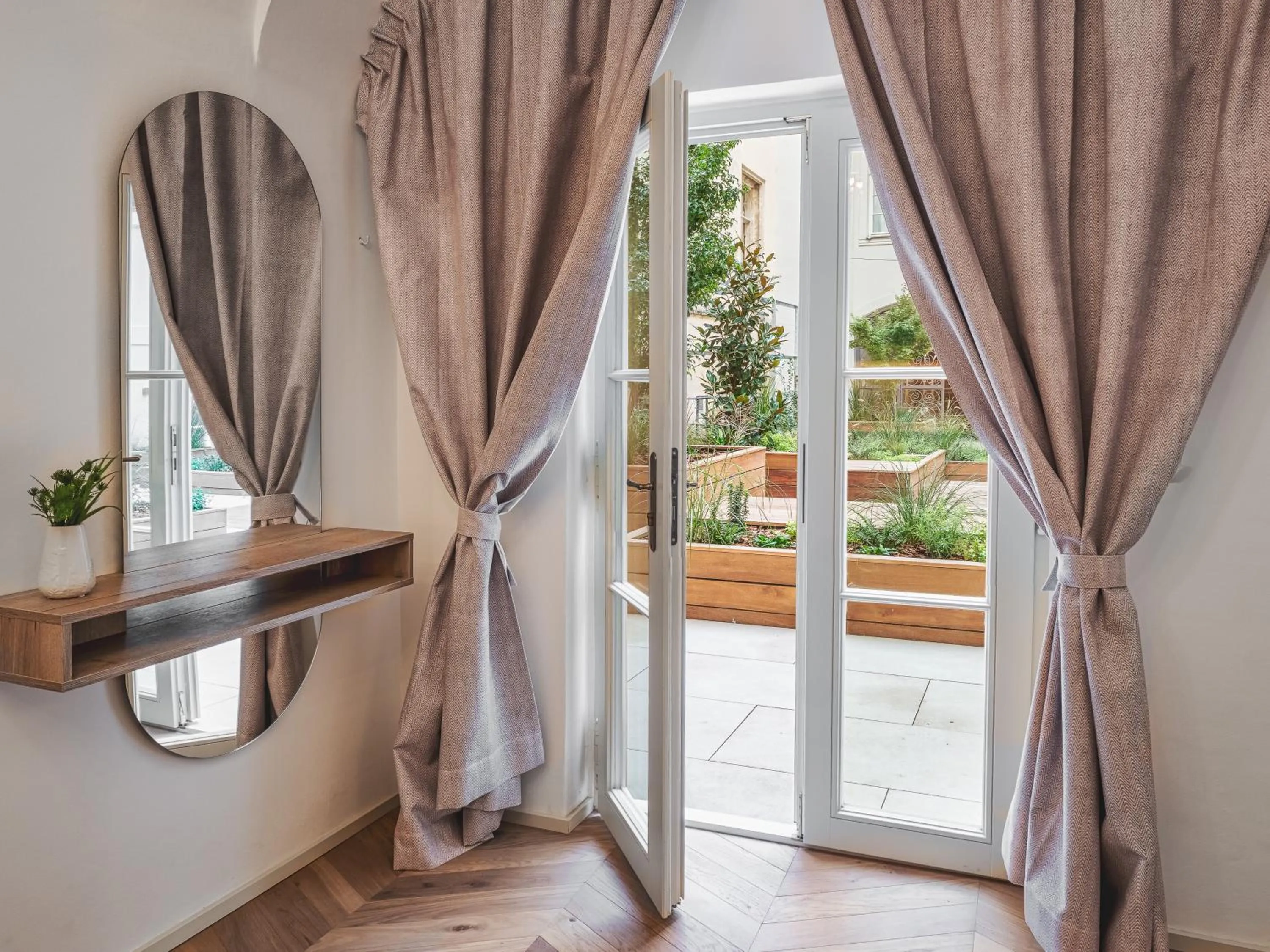 Garden in The Botanist by Adrez