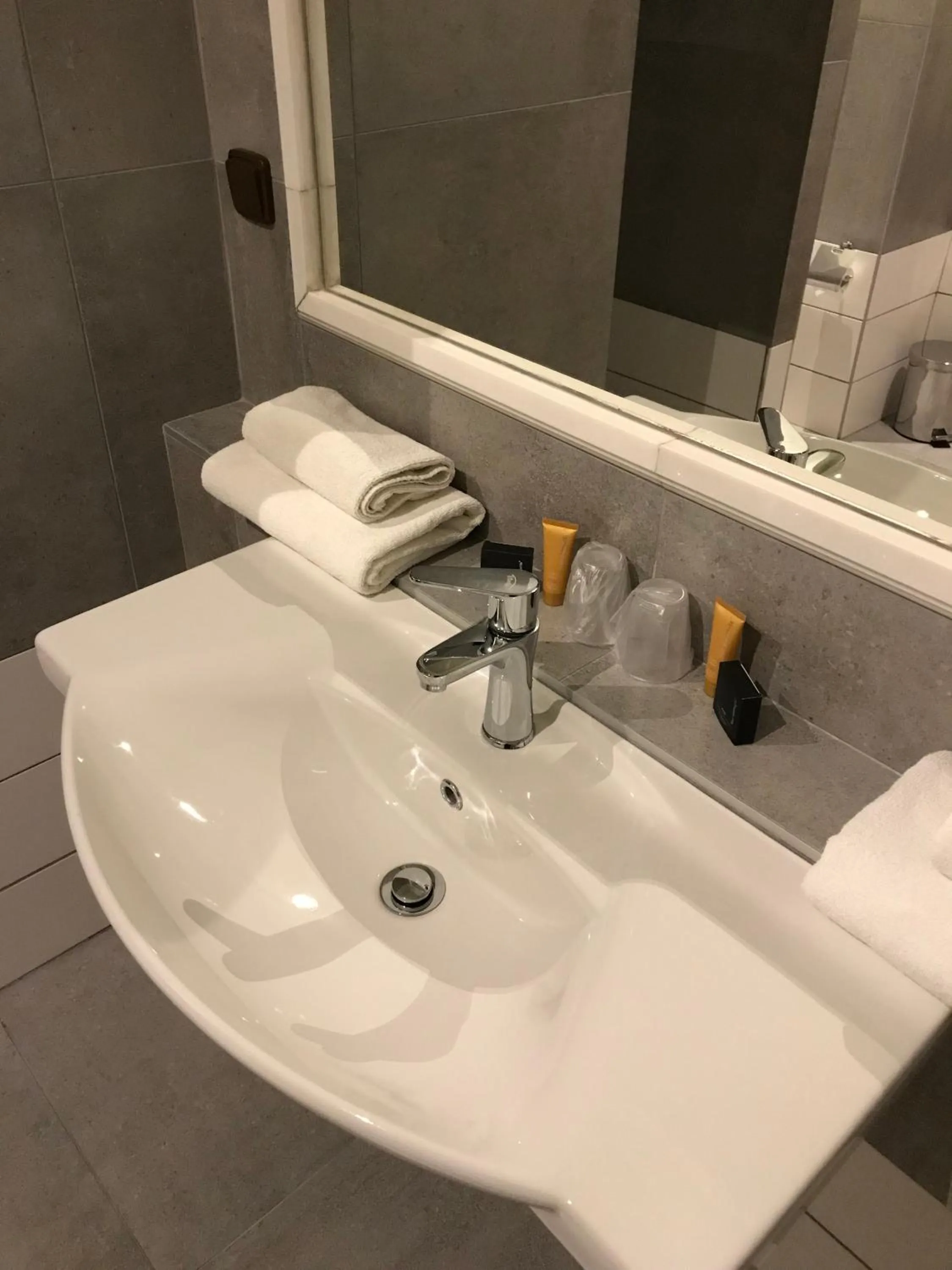 Bathroom in Hotel Continental