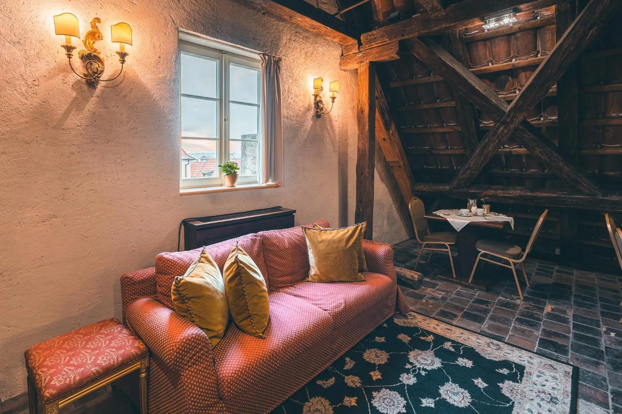 Restaurant/places to eat in Appia Hotel Residences