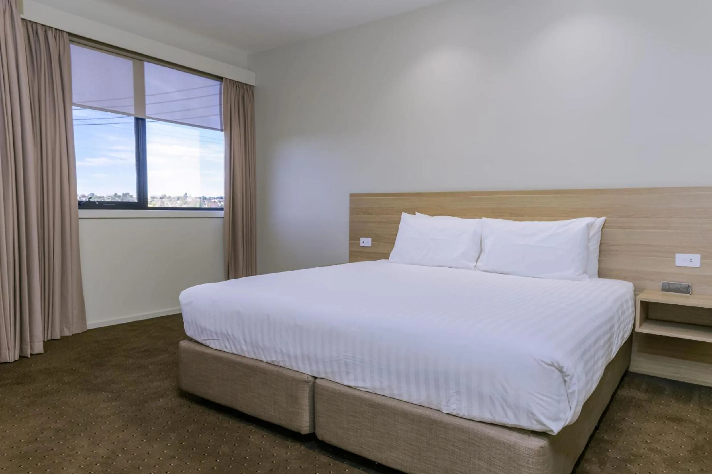 Bed in Elimatta Hotel