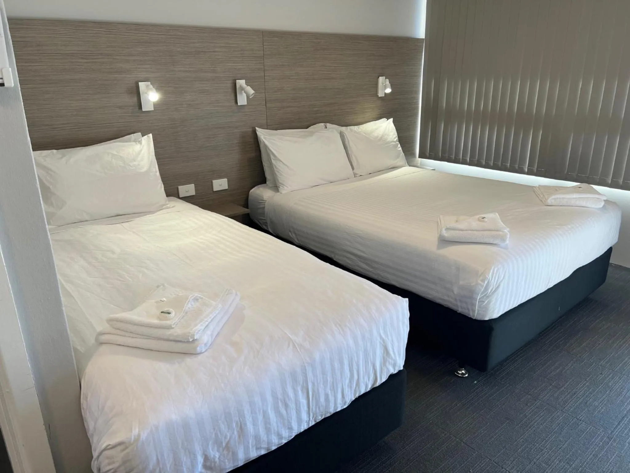 Bed in Elimatta Hotel