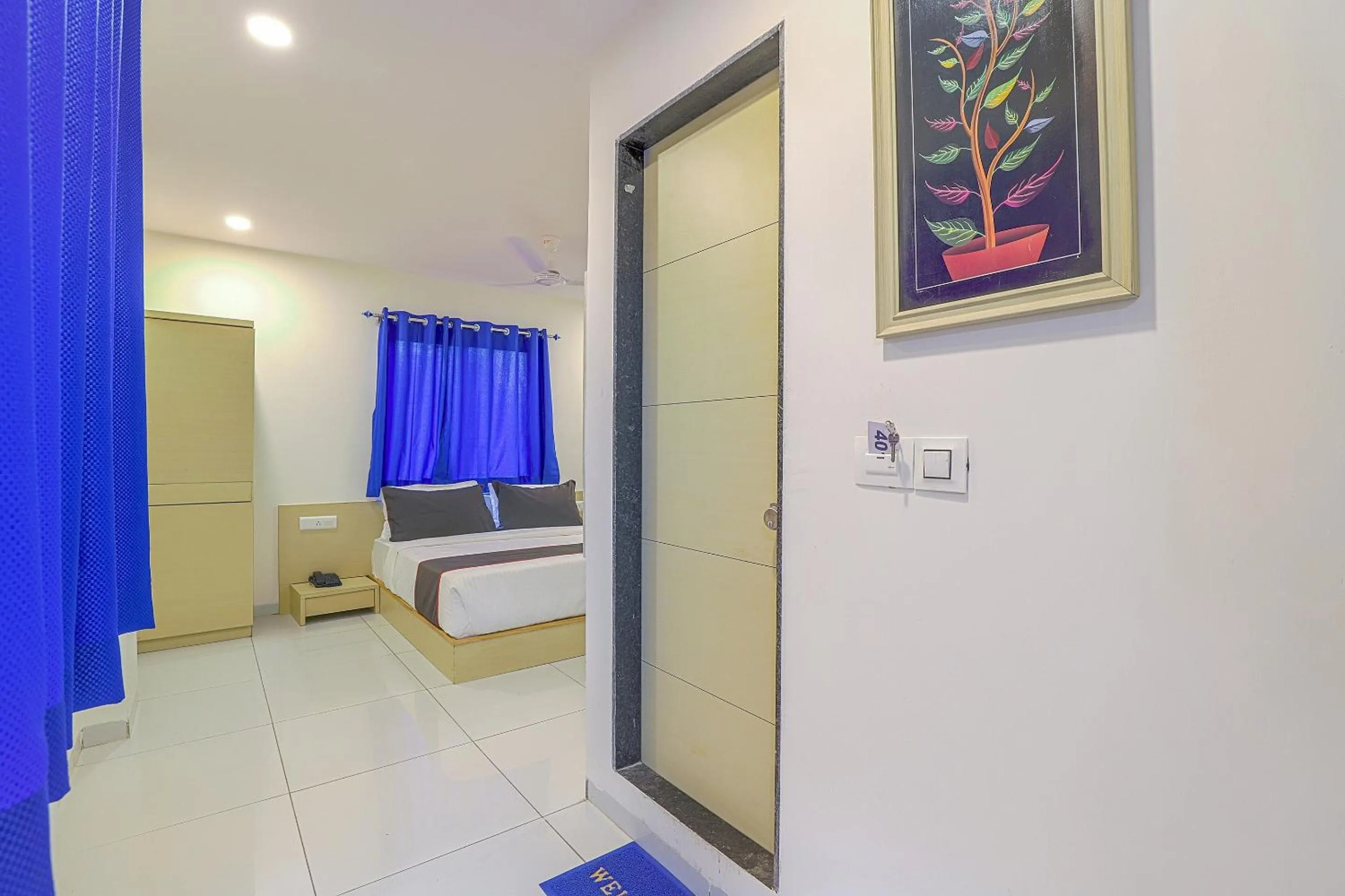 Bedroom, Bed in Hotel O La Veera