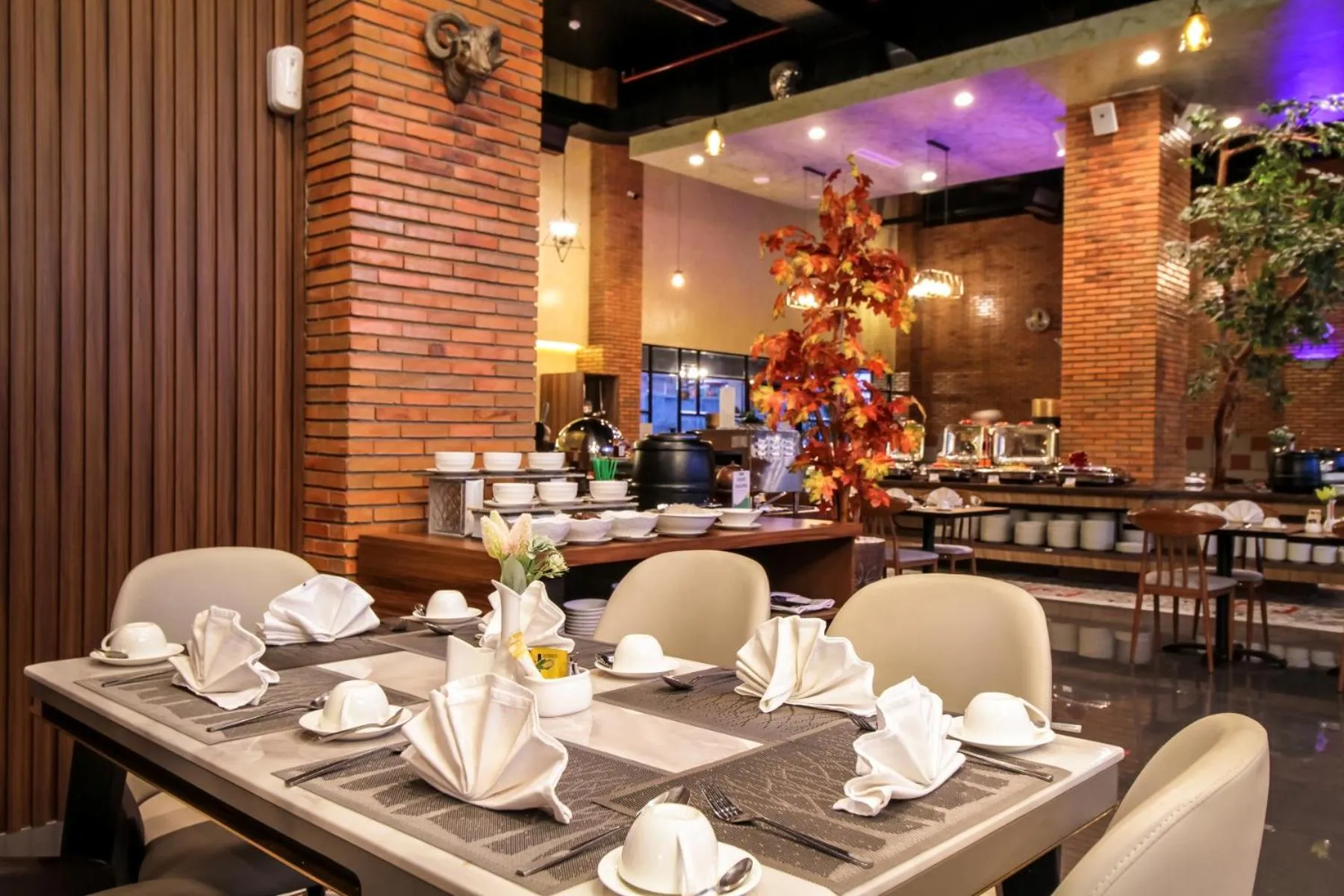 Restaurant/places to eat in Parkside Gayo Petro Hotel Takengon