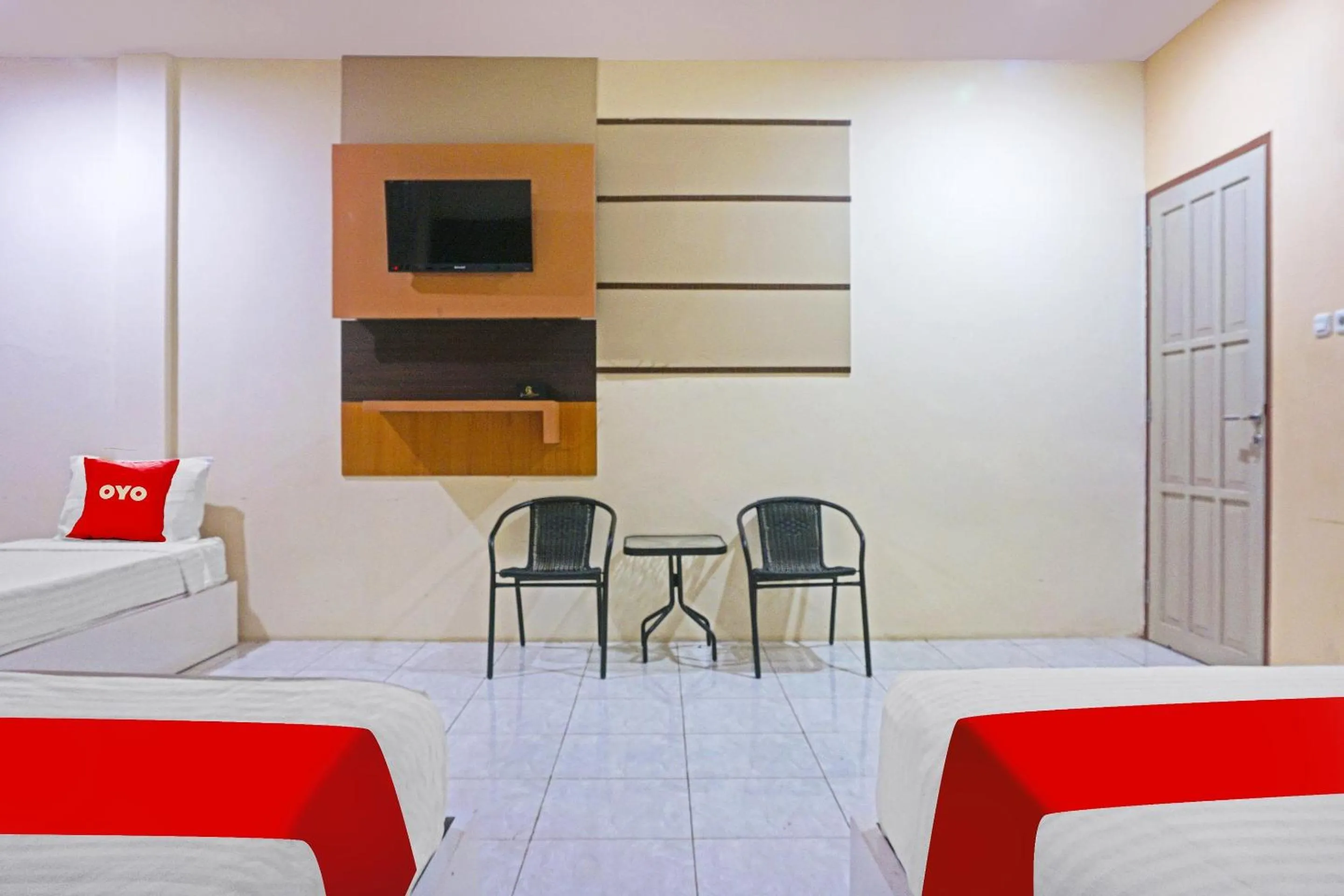 Bedroom in COLLECTION O 91331 Hotel Grand Saota Soppeng