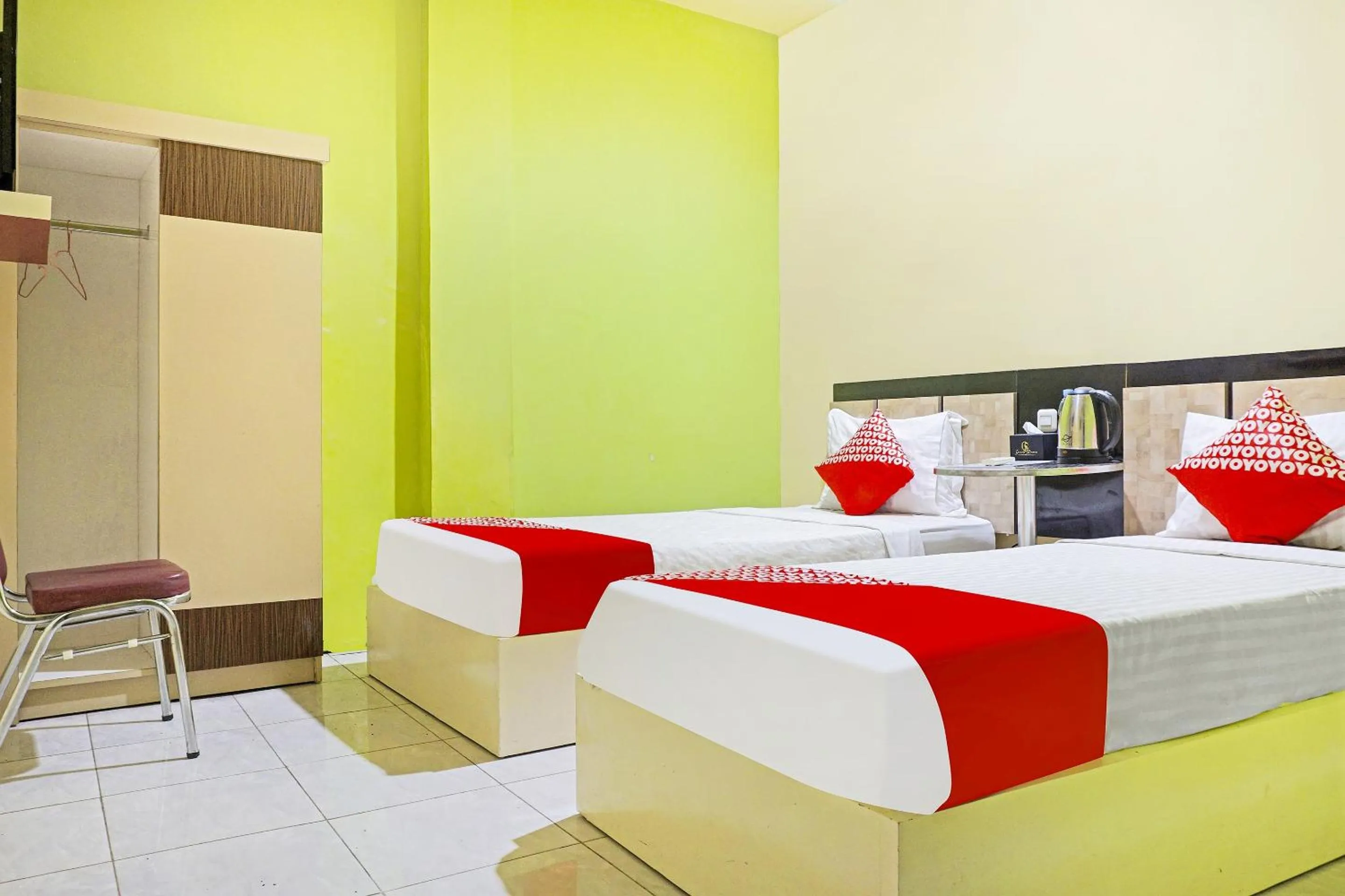 Bedroom in COLLECTION O 91331 Hotel Grand Saota Soppeng