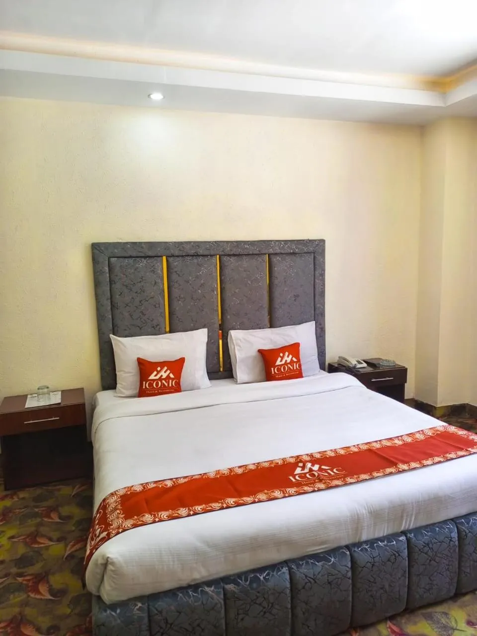 Bedroom, Bed in Iconic Hotel & Restaurant