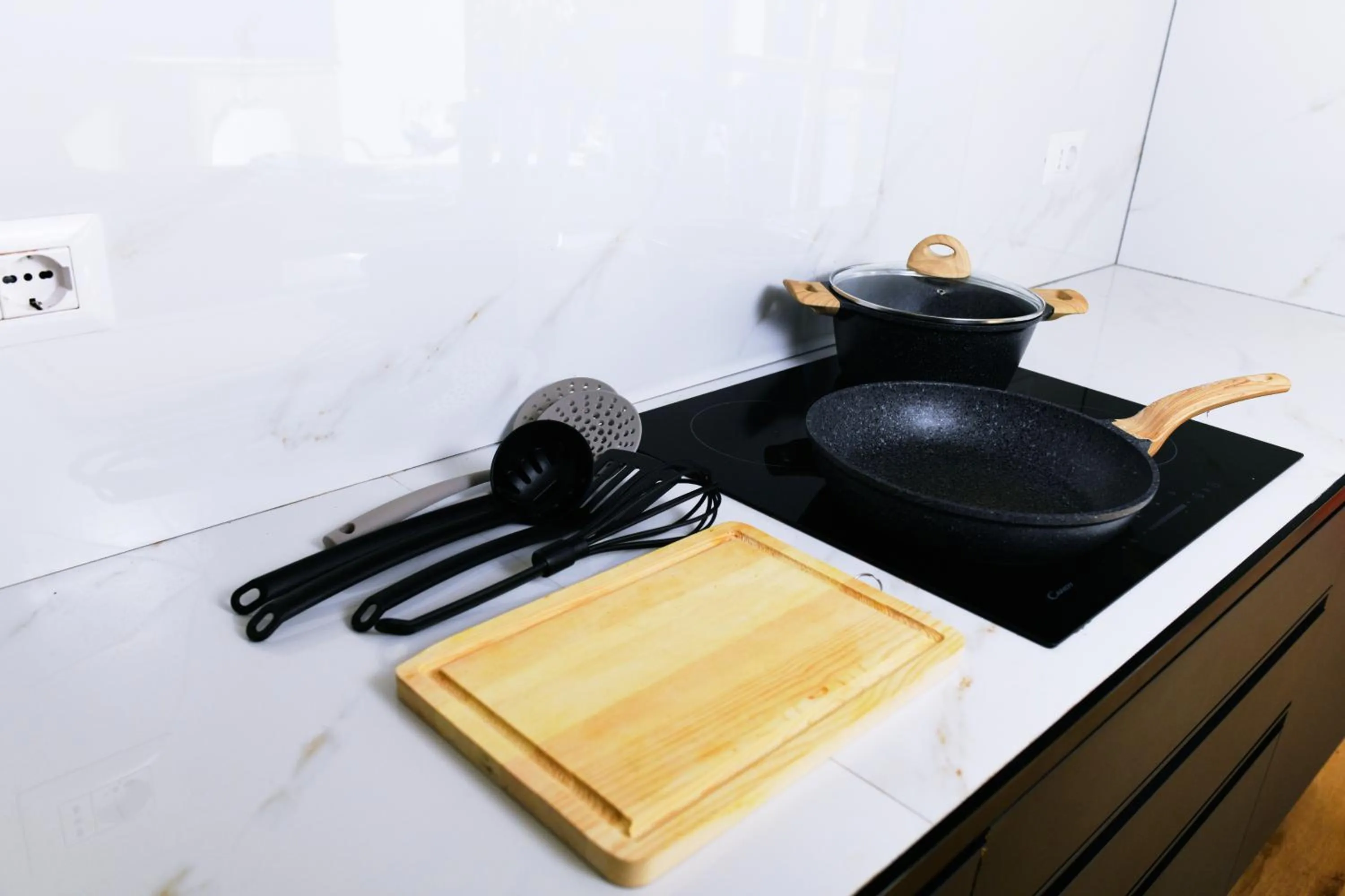 Communal kitchen in La Villa bed & breakfast