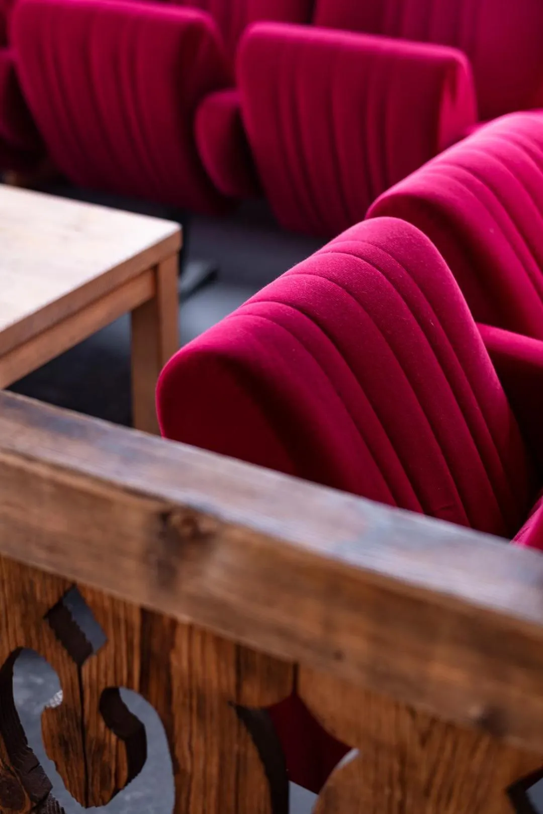 Restaurant/places to eat in Peanut Mountain Lodge & Le Communal