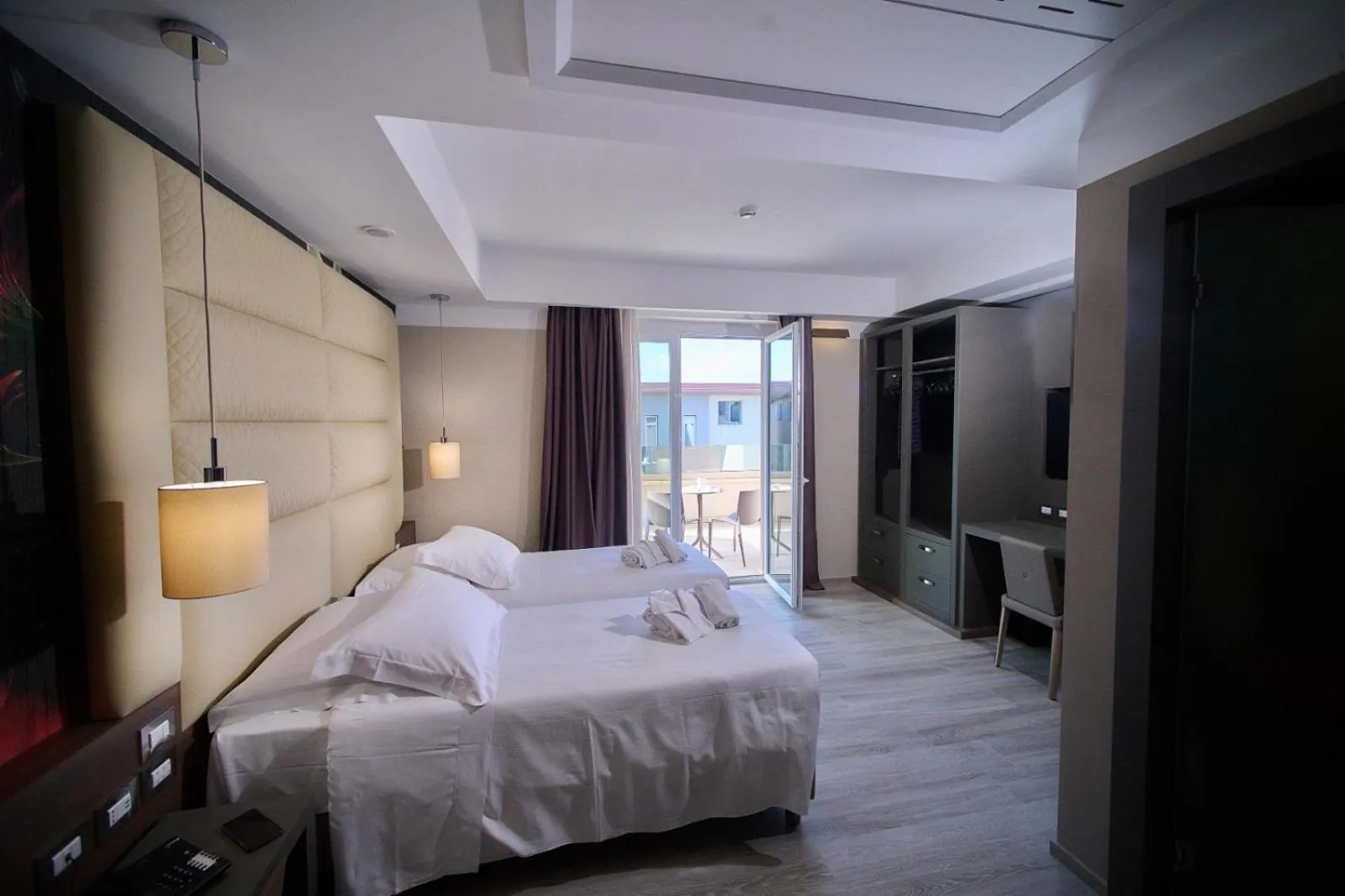 Bed in PARK HOTEL LE DUNE DI GIOVINO